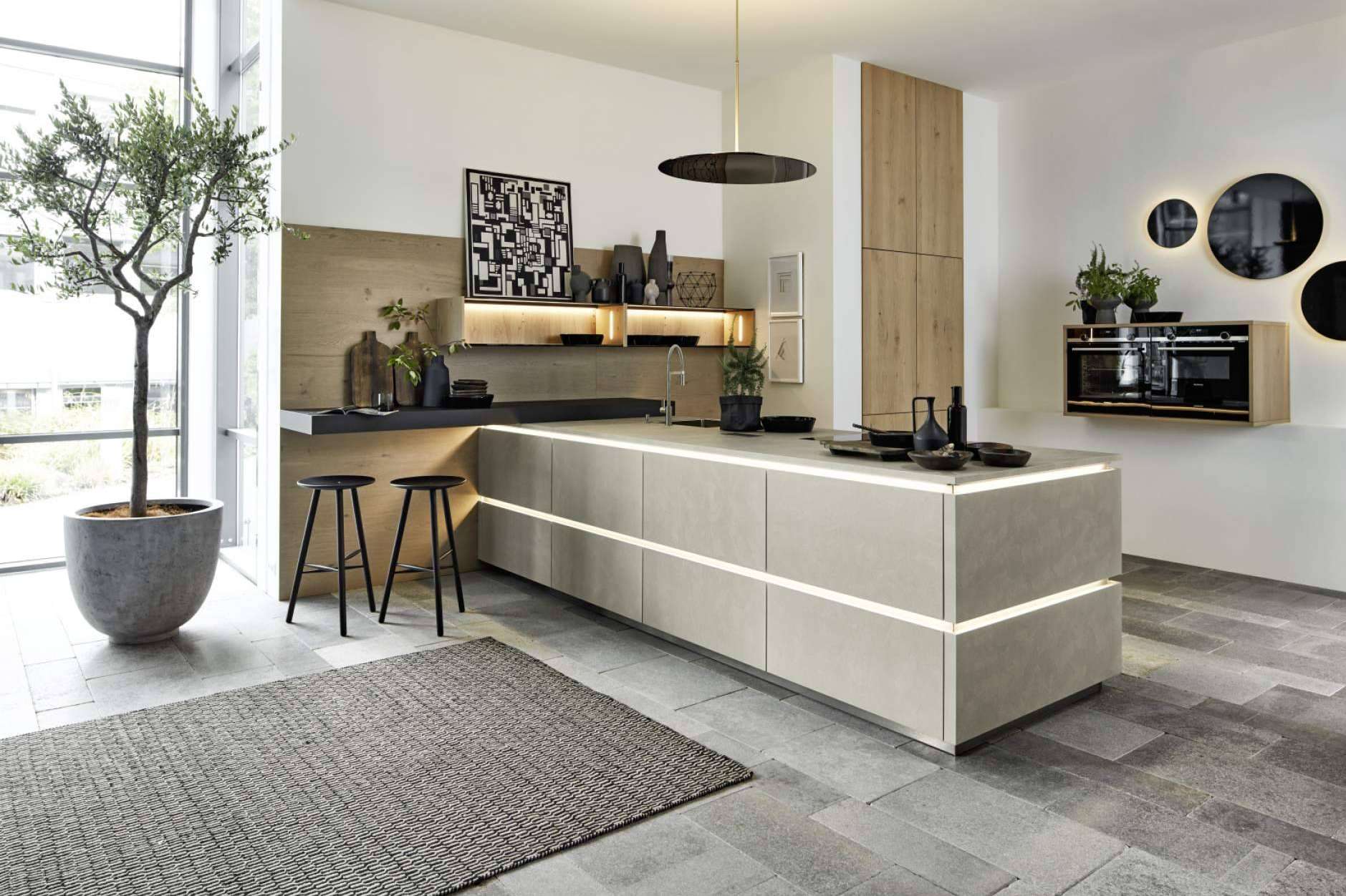 El diseño de cocinas modernas a medida en Málaga con ÁLTICO