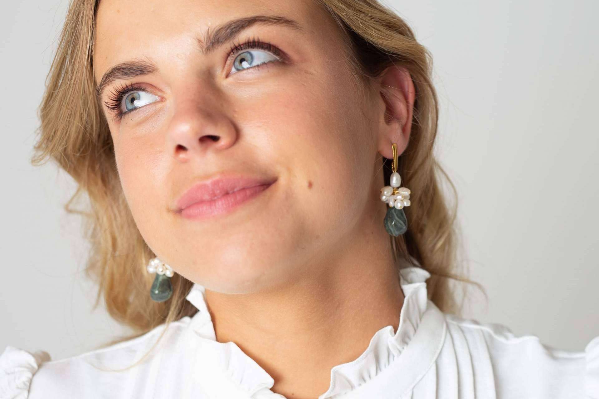 Adquirir joyas artesanales en Maialen Co., accesorios ideales para el verano