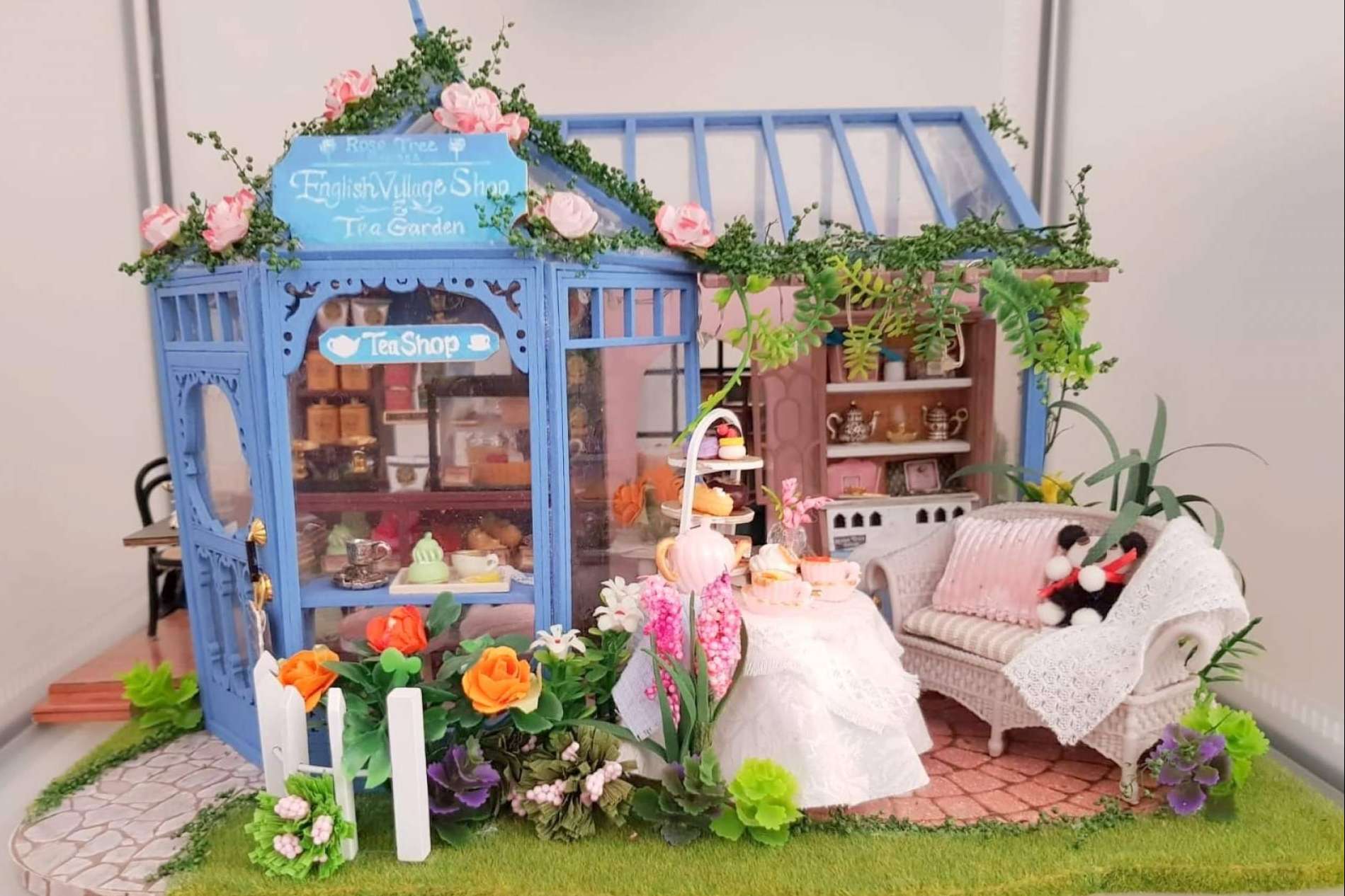 El 20 aniversario de la Feria de Artesanos Miniaturistas de Casas de Muñecas