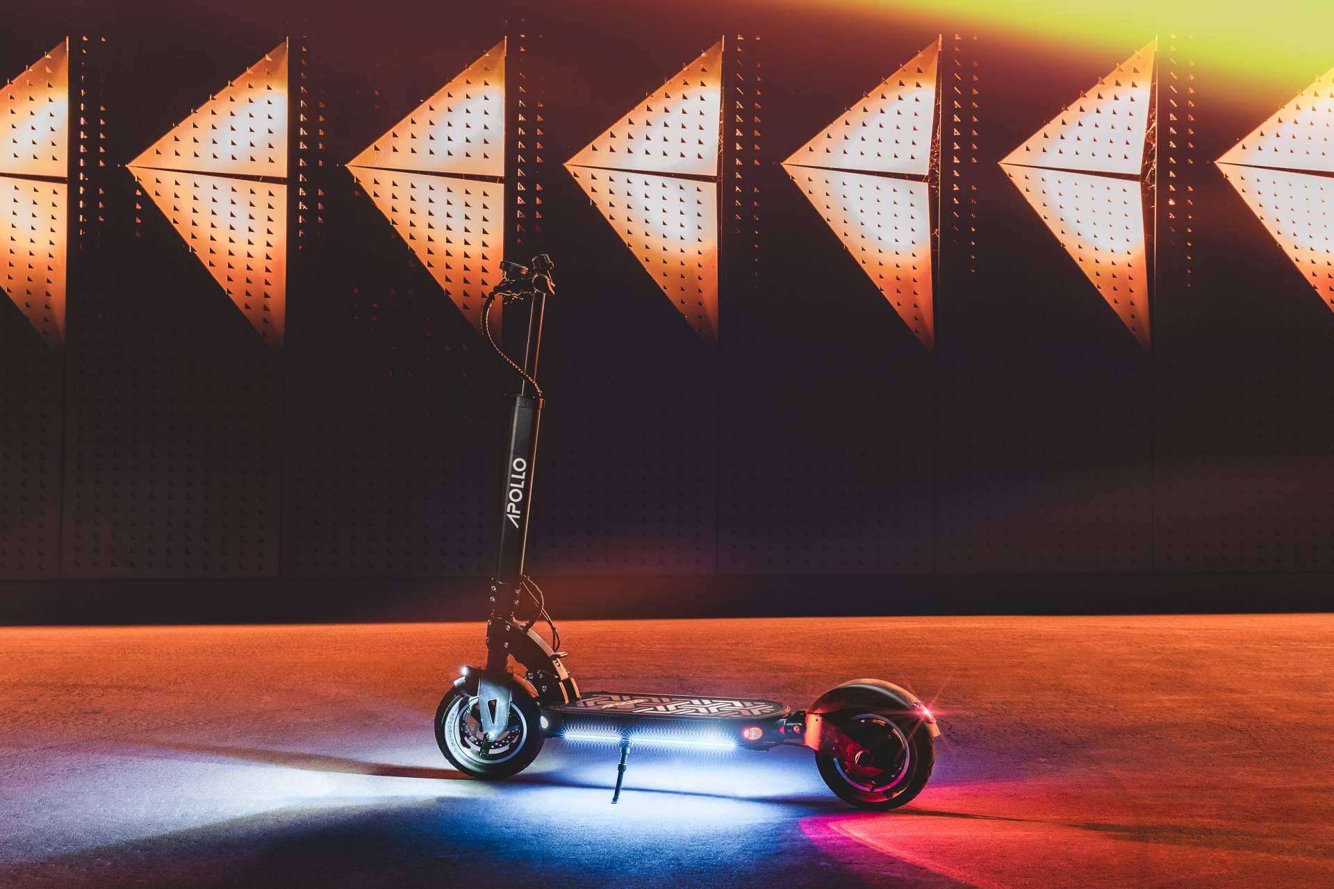 En la web de Urbing, ya están disponibles los patinetes Apollo para reservar
