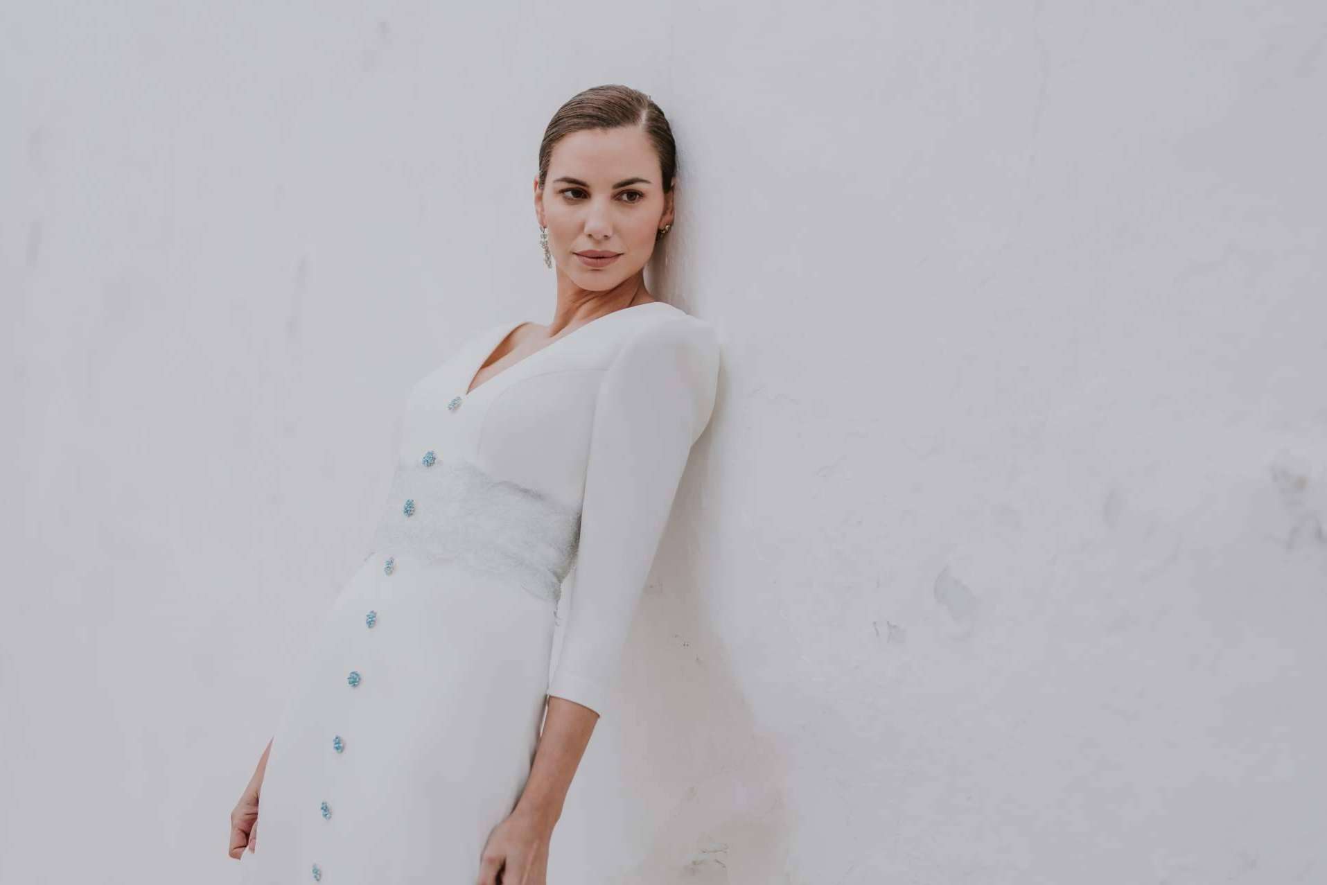 La diseñadora Silvia Fernández presenta un adelanto de la Colección Brava de vestidos de novia 2023