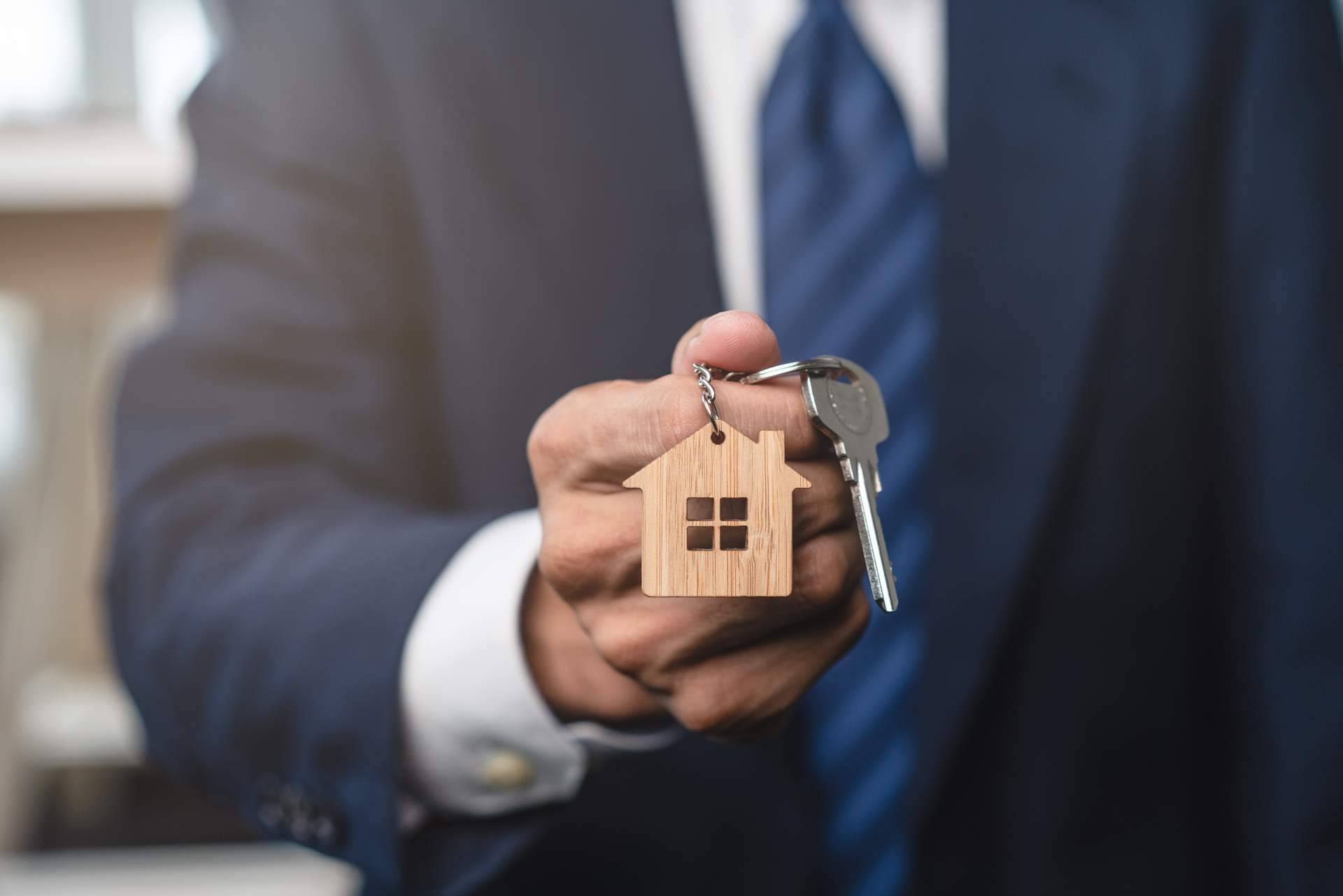Cuáles son los rasgos más importantes que debe tener un agente inmobiliario, según Francisco José Suárez Díaz