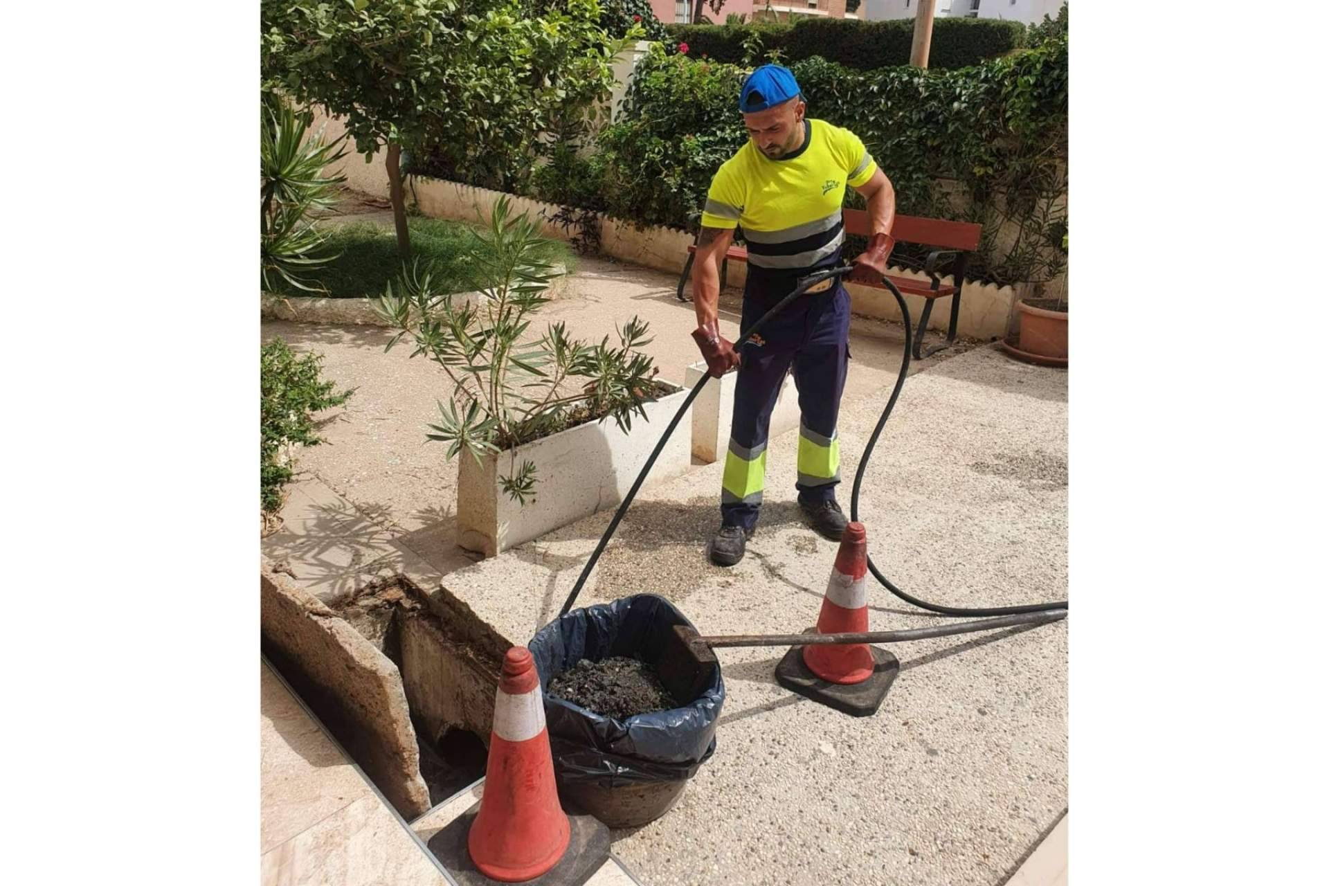 Desatoro en Málaga con los servicios de Rey Tuberías