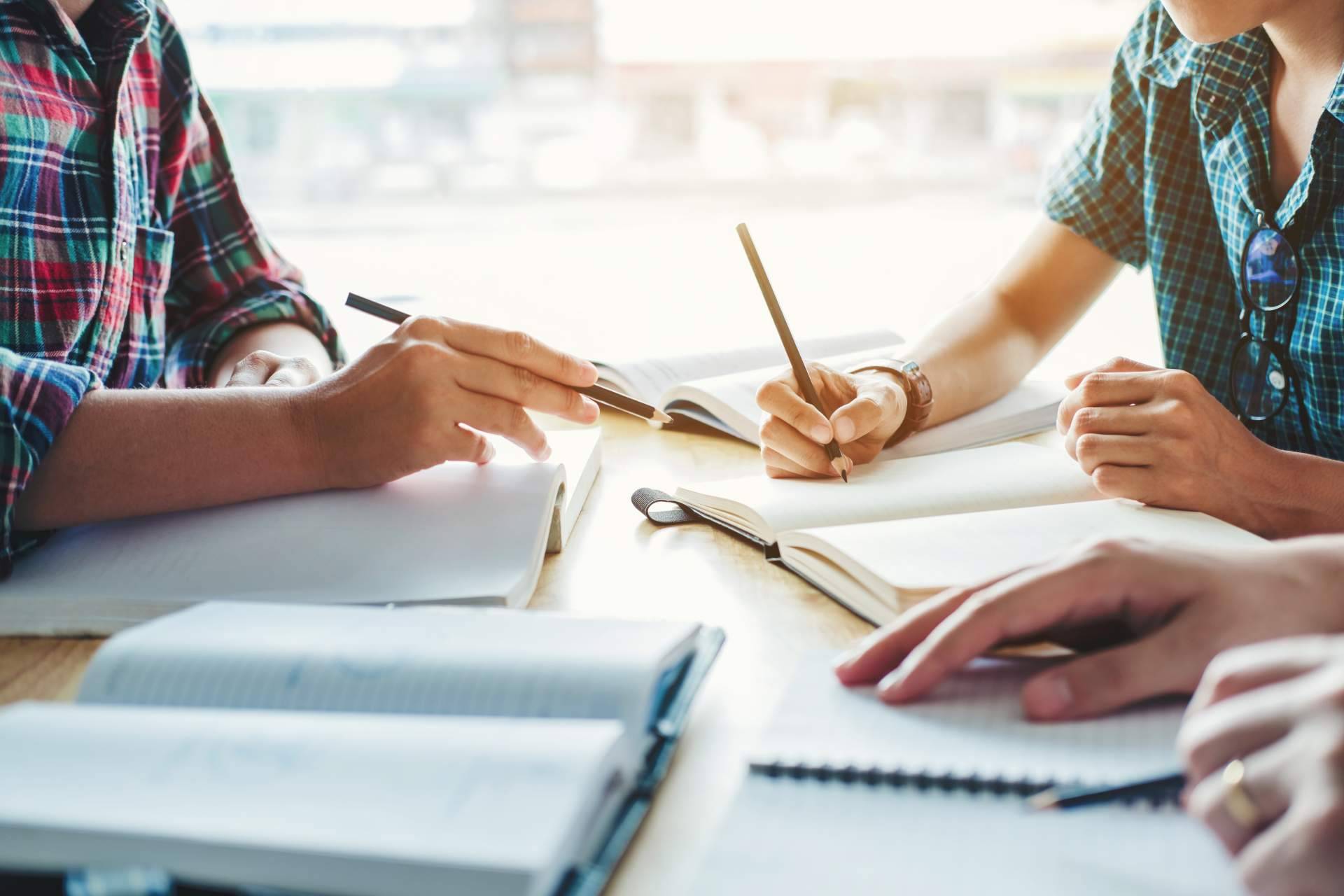 Academia de cursos en Granada, EDISUR