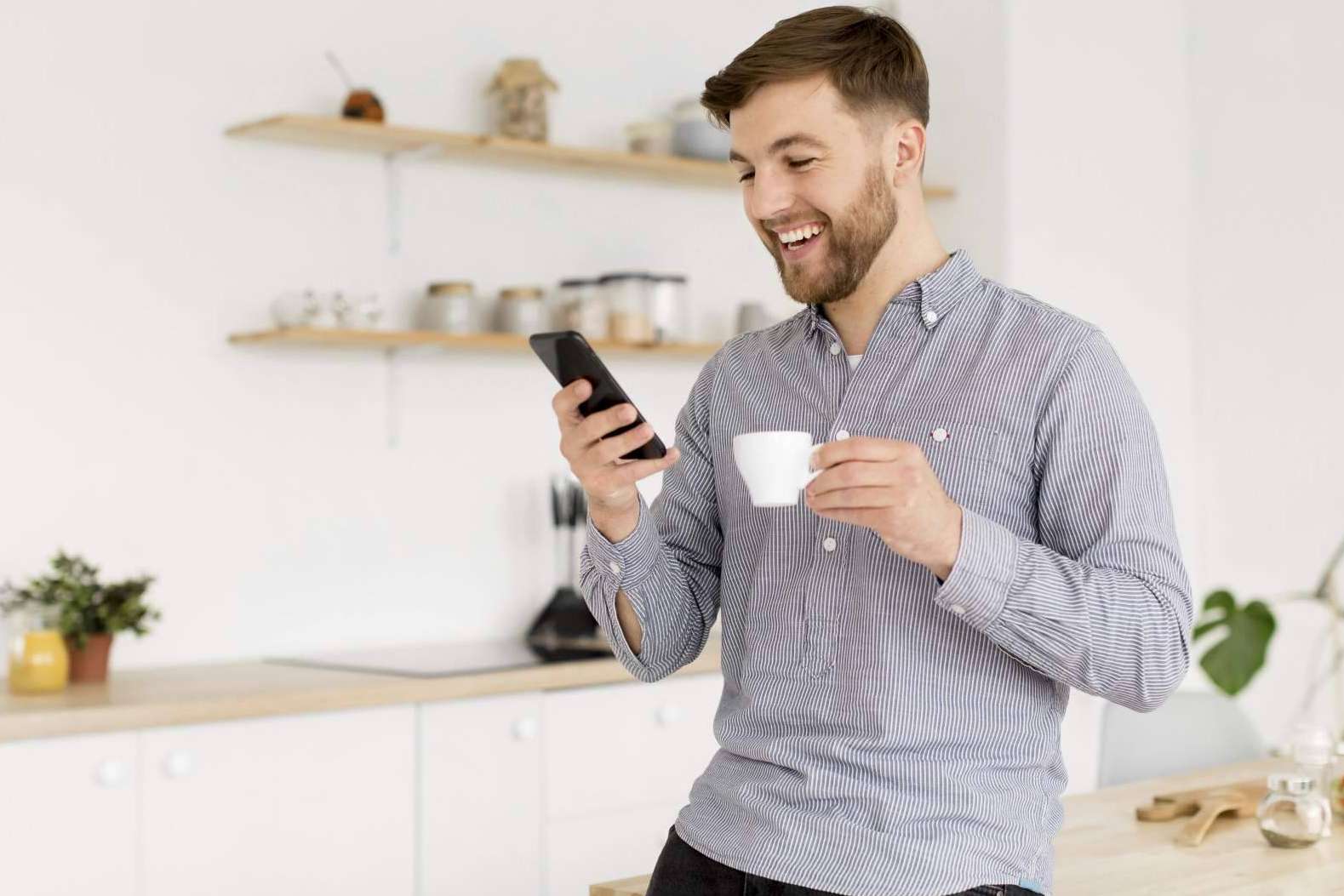 ¿Cuáles son las ventajas de usar las máquinas de café Acquajet?