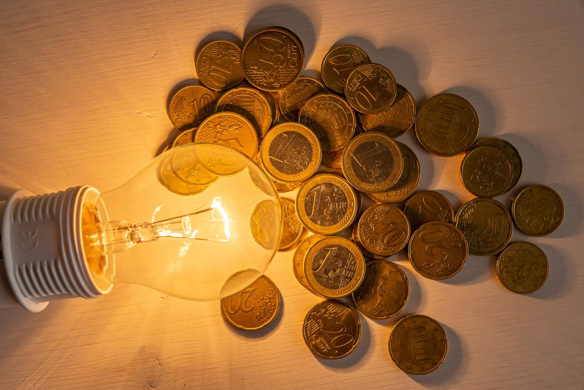 Energybox ayuda a elegir entre una tarifa fija o indexada