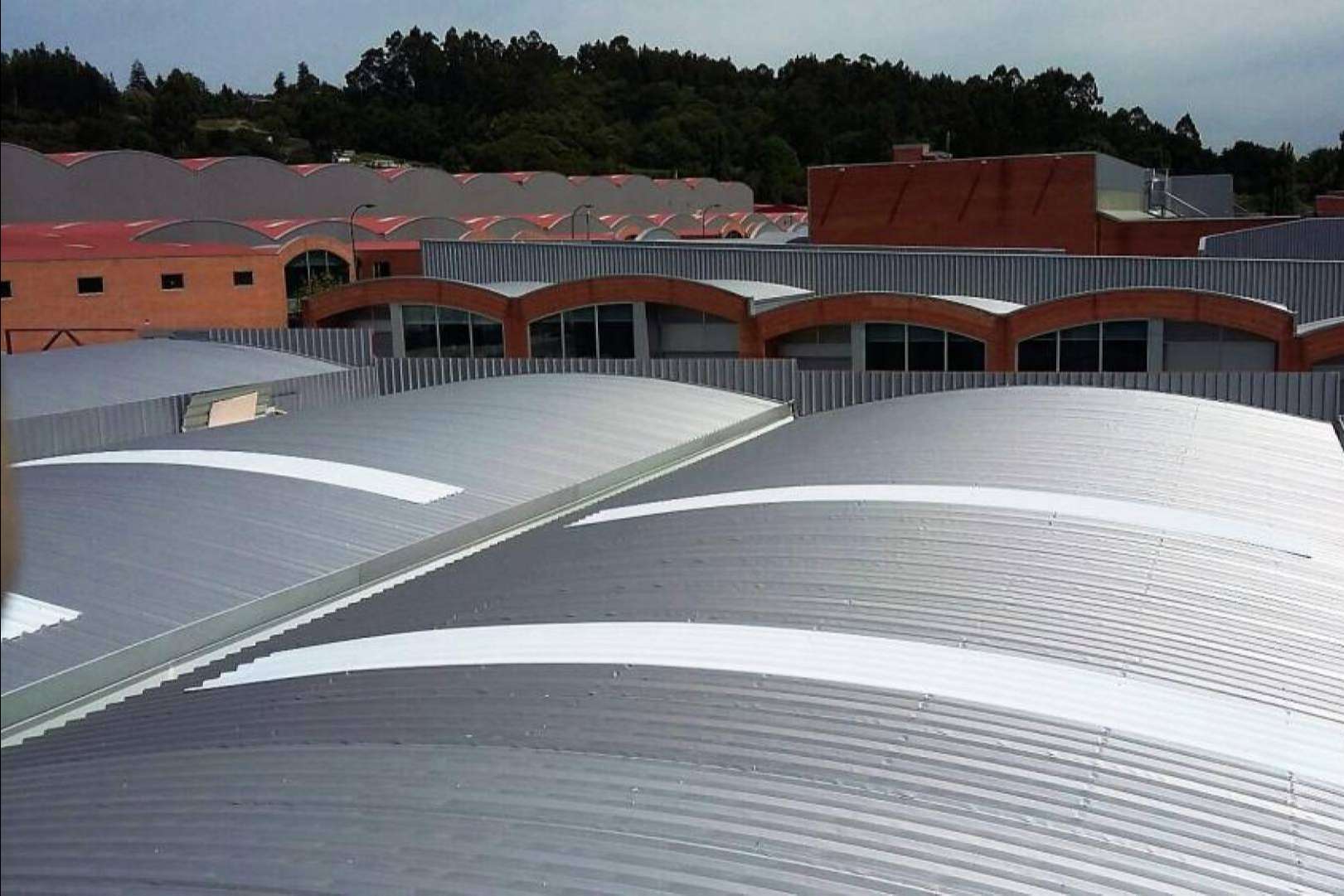 APIMET habla sobre los beneficios de elegir una cubierta autoportante