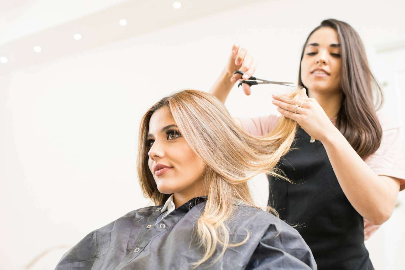 Unas de las extensiones de cabello natural más populares entre peluqueros