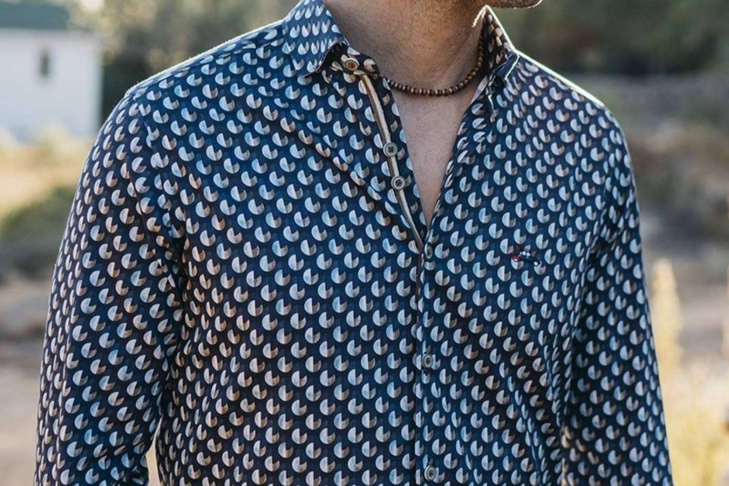 Camisas estampadas de hombre de la marca The Surfcar