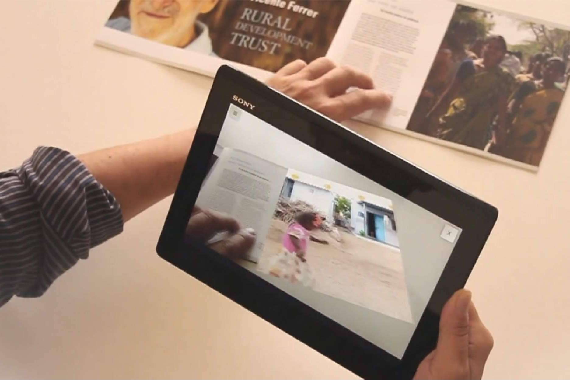 Libro con realidad aumentada para Editorial RBA - BBVA