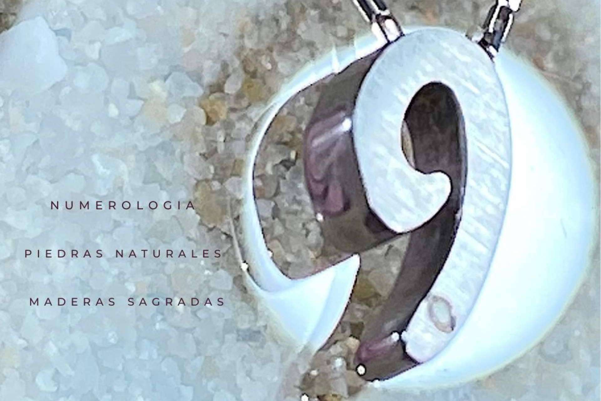 Llevar la alta vibración de los números maestros con los collares Enernums mayores