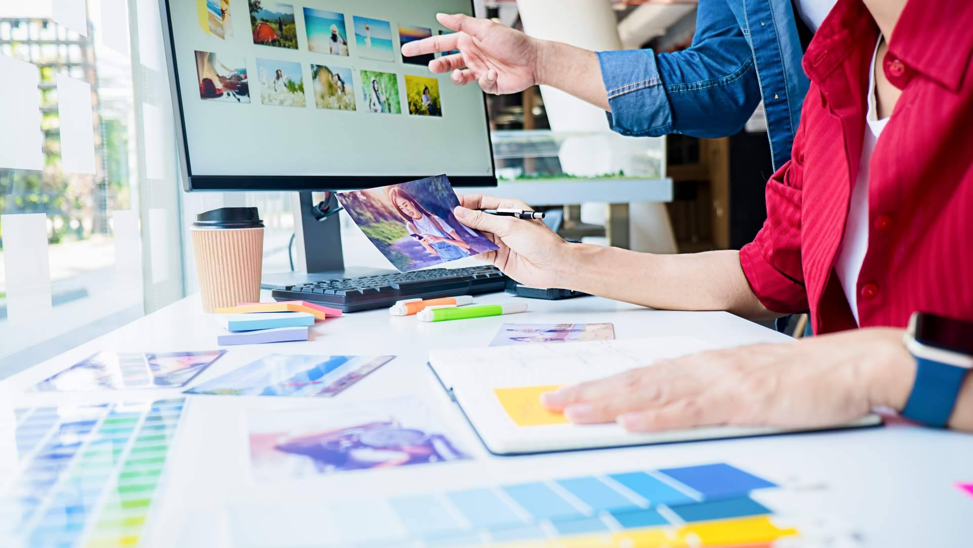 Marketing y vídeos personalizados para bancos, los servicios de Asombro Extremo