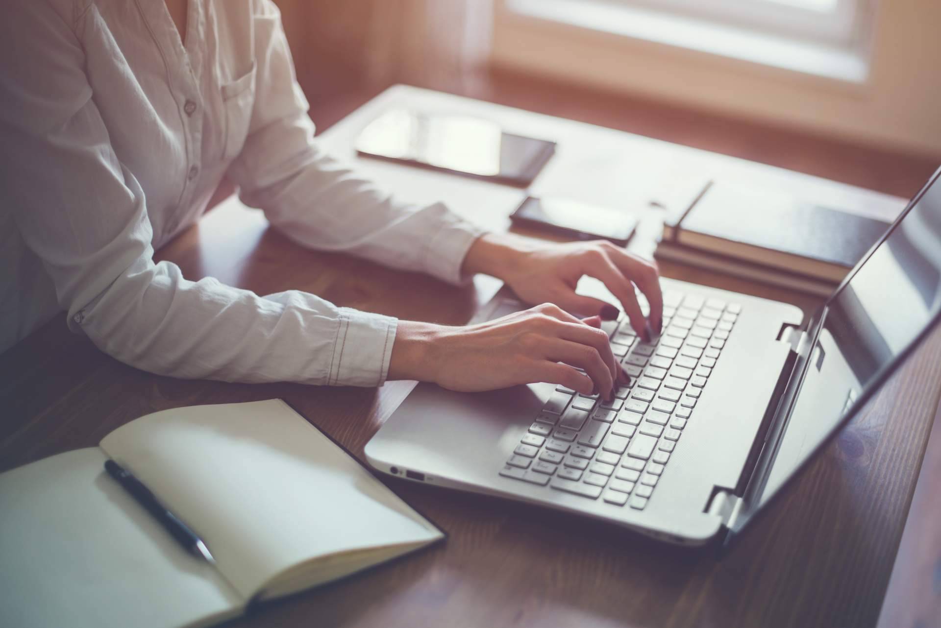 Redlearning ofrece recursos formativos para cursos y diplomados online