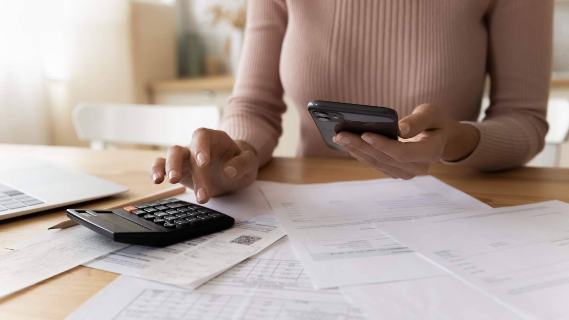 ¿Cómo solicitar préstamos por teléfono? Ibercrédito.es