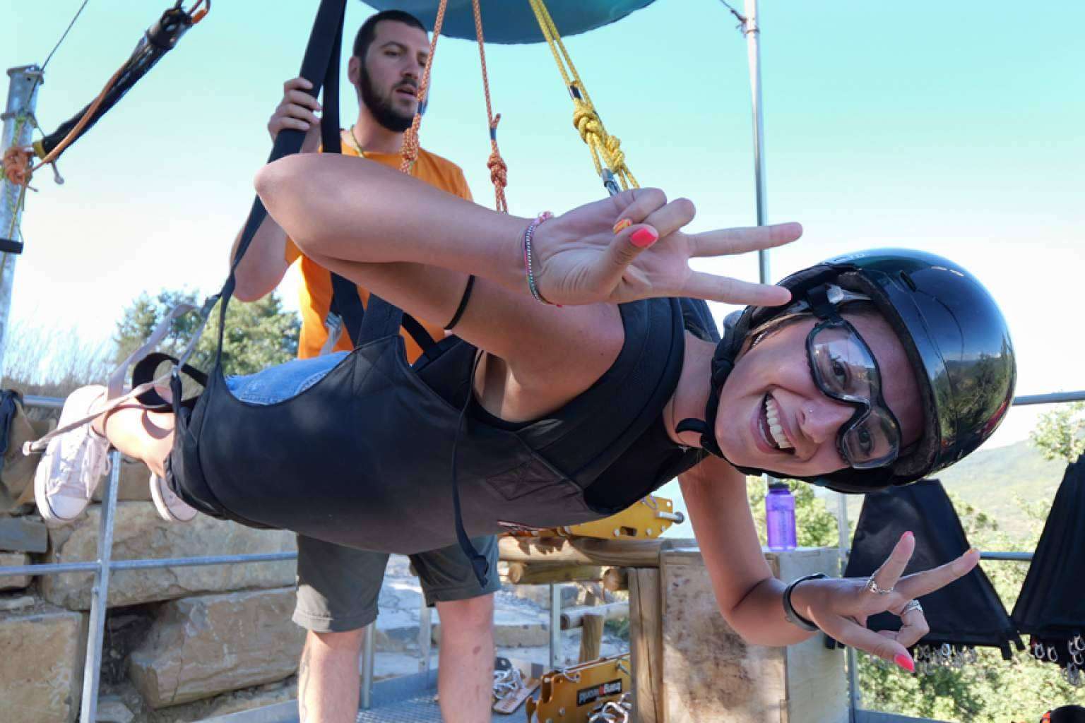 Tirarse por la tirolina más rápida del mundo y disfrutar del entorno con Tirolina Ordesa Pirineos