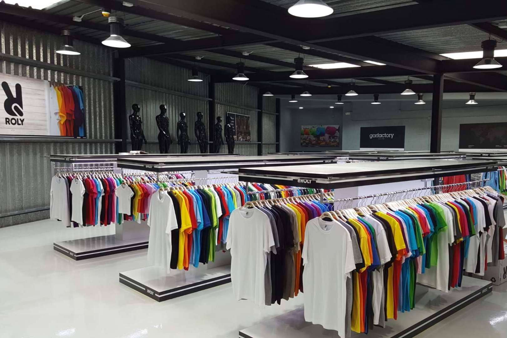 Diseño, fabricación y montaje de showrooms, de la mano de James Dam Studio Creativo