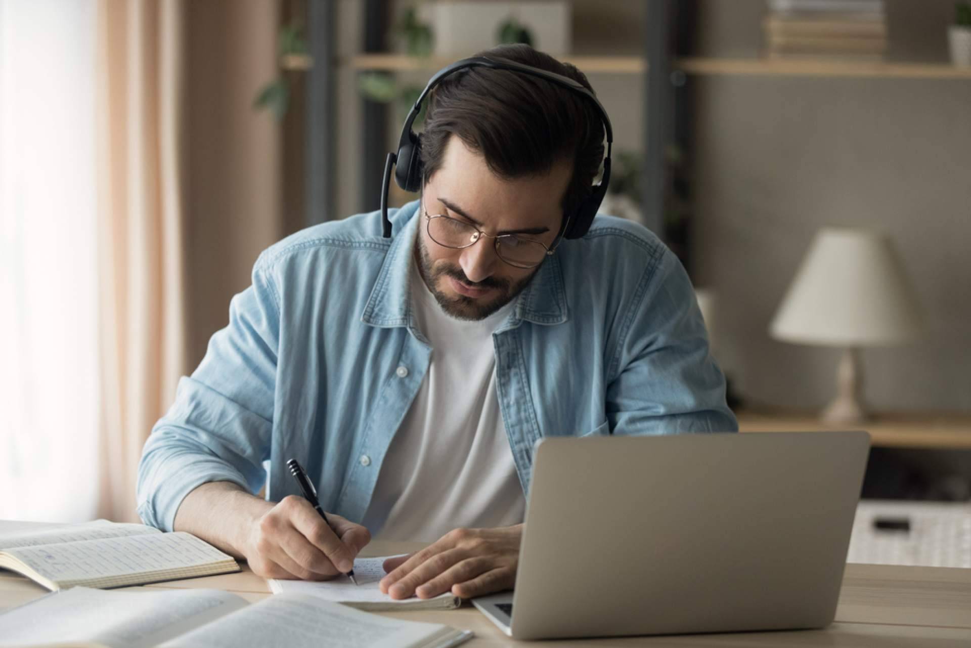 Learn Hot English tiene un arma secreta para enseñar la gramática en inglés