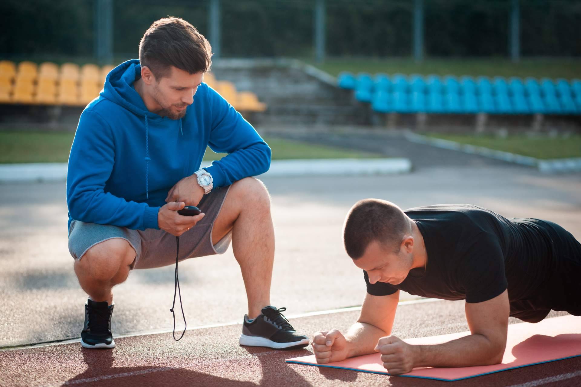 ¿Qué estudiar para ser entrenador personal?, por CursosyPostgrados.com