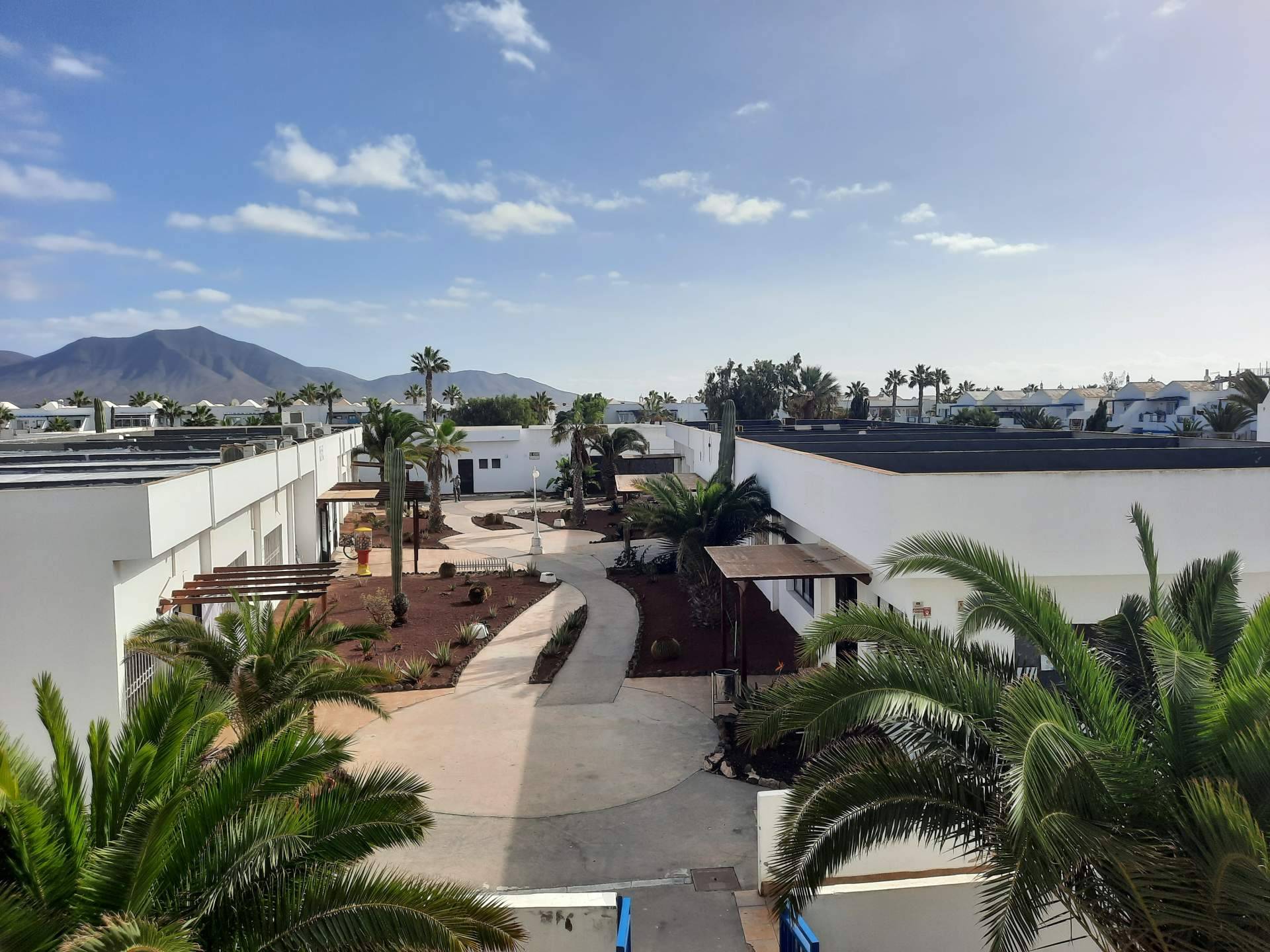 Eactivos.com, la plataforma de subastas y sus más de 40 apartamentos con garaje en una urbanización de Lanzarote