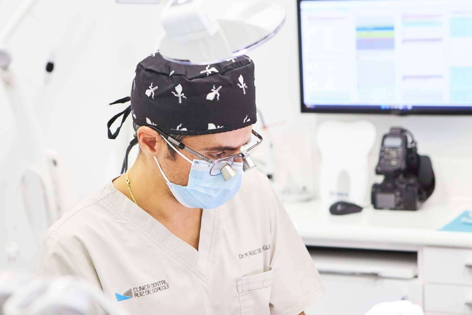 Clínica Dental Ruiz de Gopegui, expertos en el tratamiento de injerto de encías