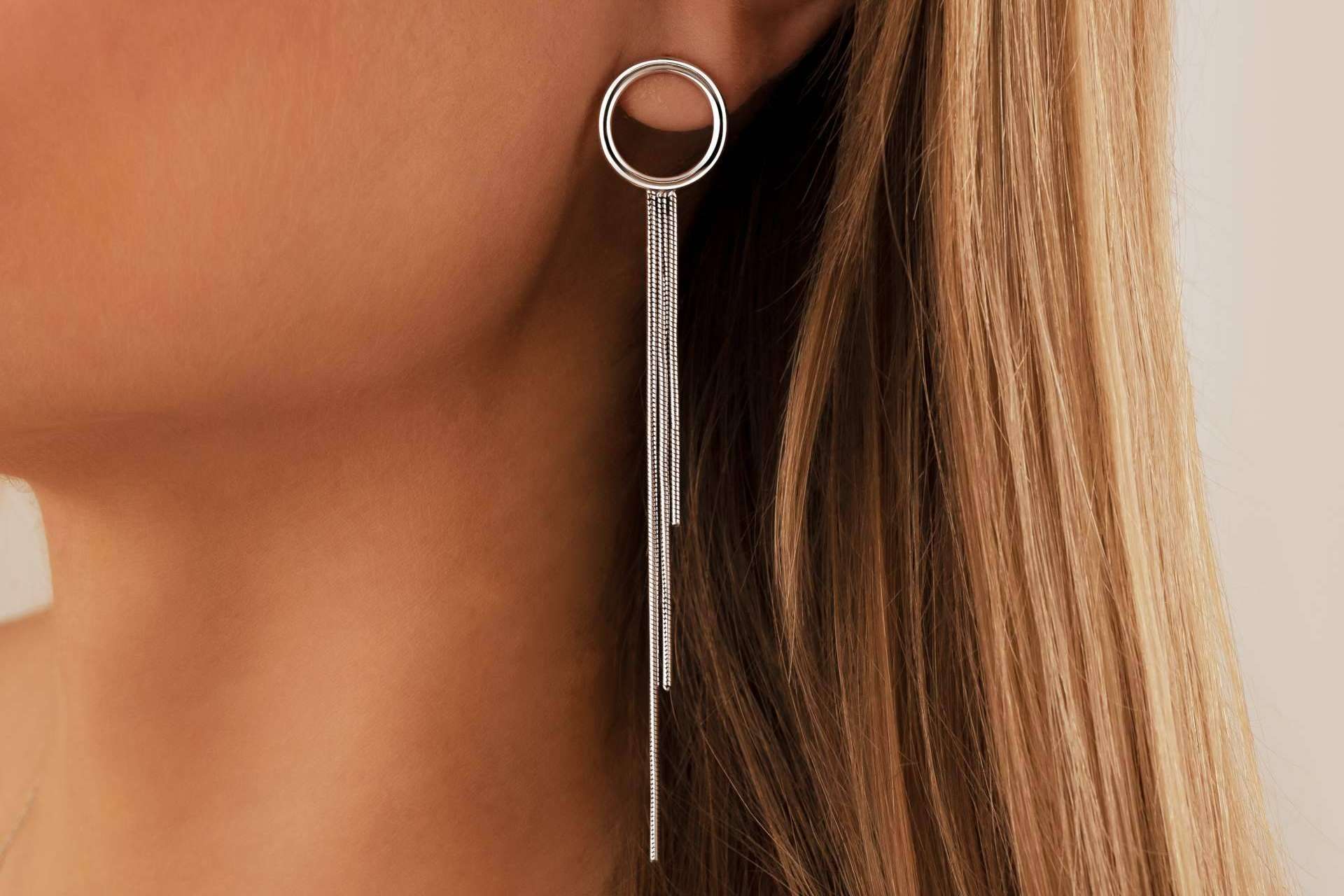 Los pendientes largos de la firma Le Petite Marie