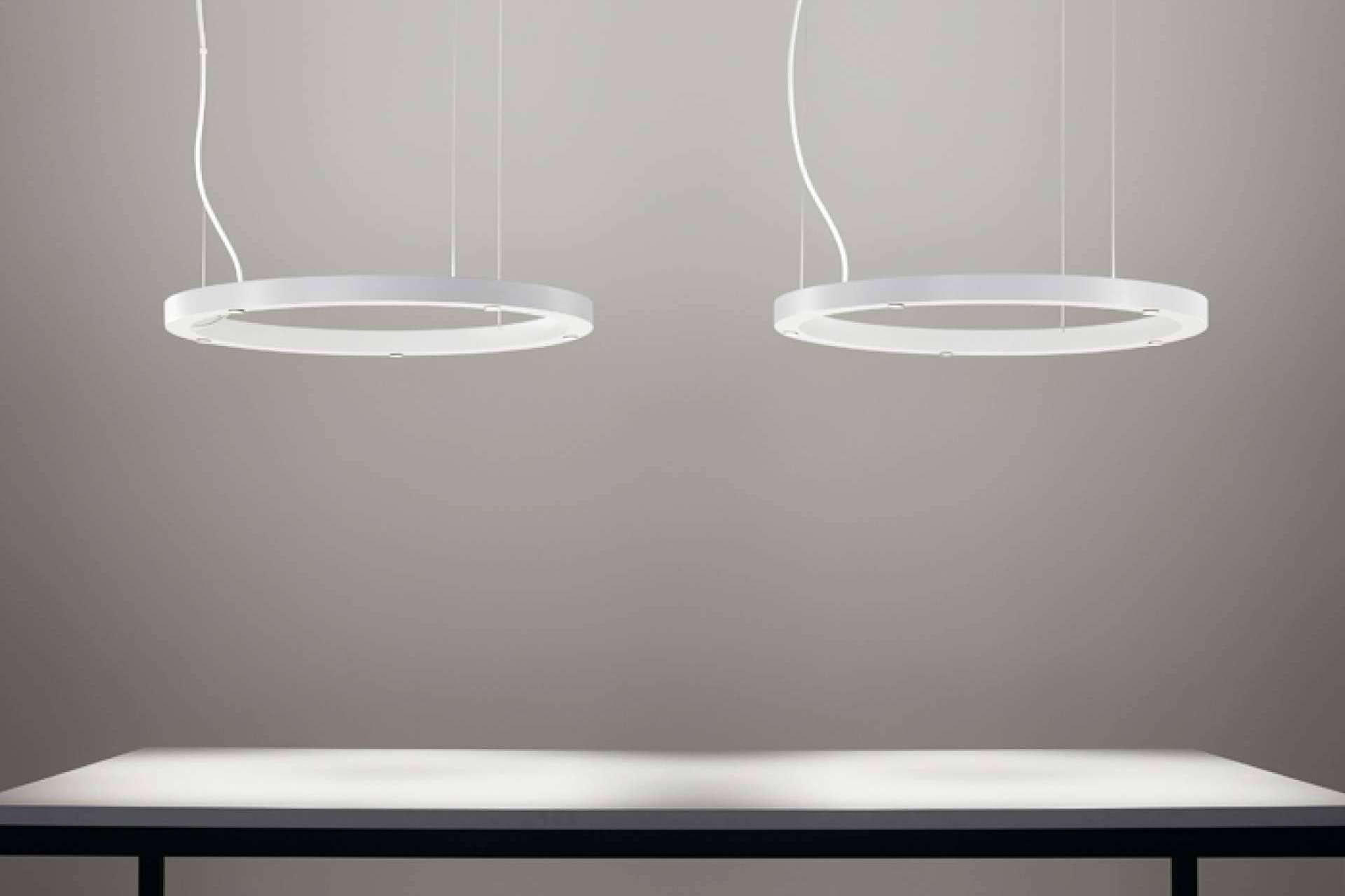 Cómo iluminar una mesa de comedor, con Insolit
