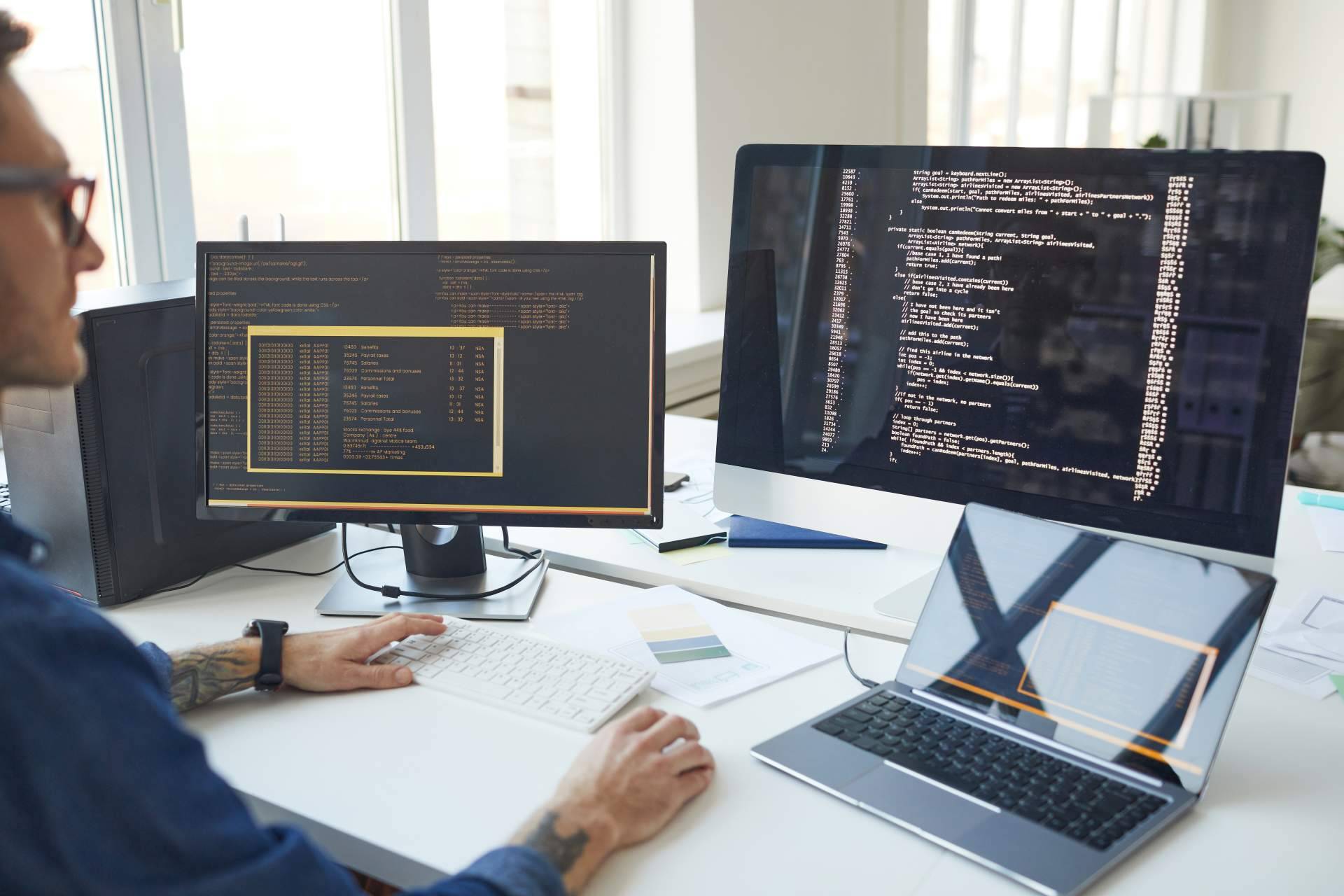 Portátiles y PCs para estudiantes, teletrabajo, empresas y oficinas de gama profesional