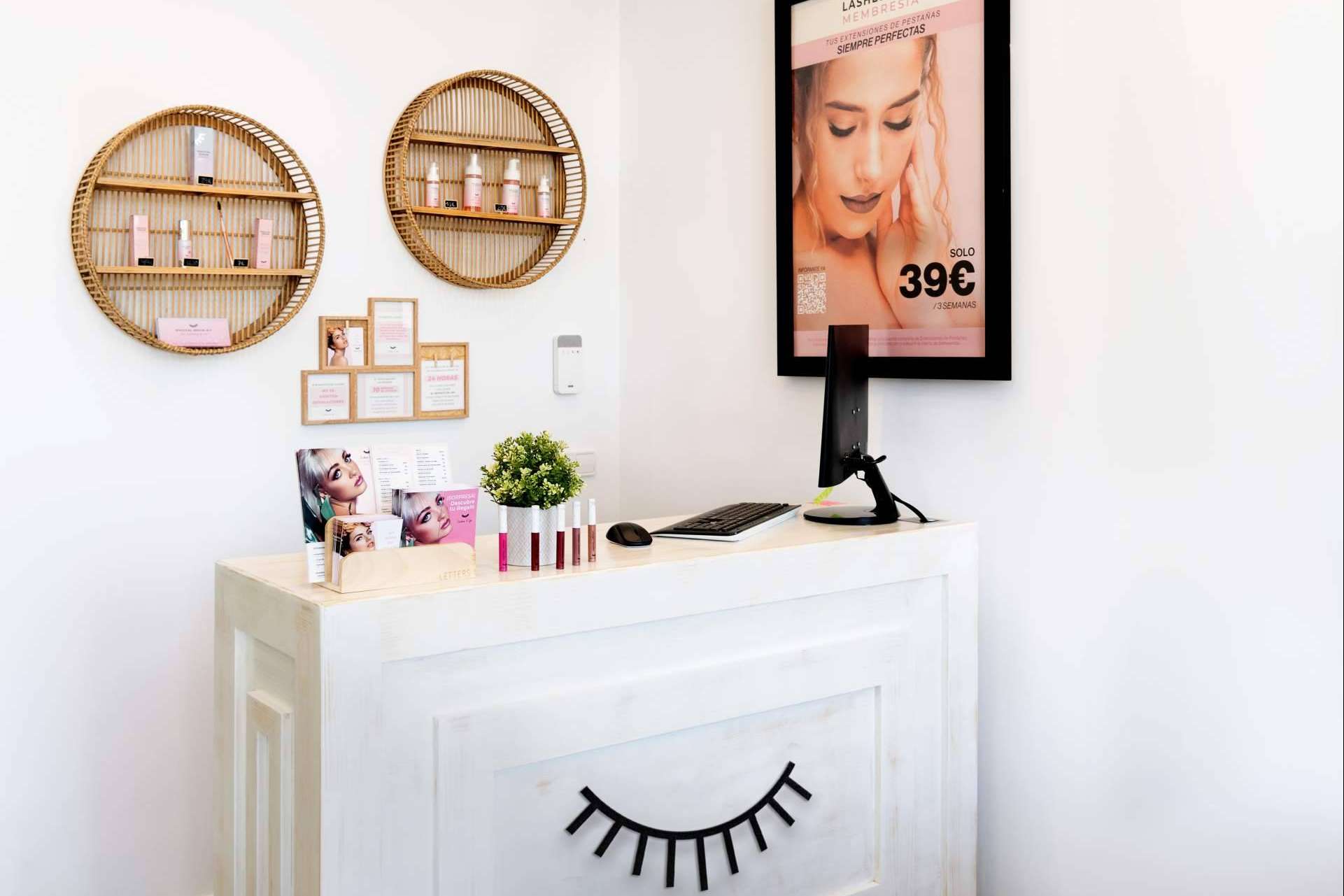 Lashes & Go se ha posicionado como una de las principales franquicias del país gracias al servicio de las extensiones de pestañas