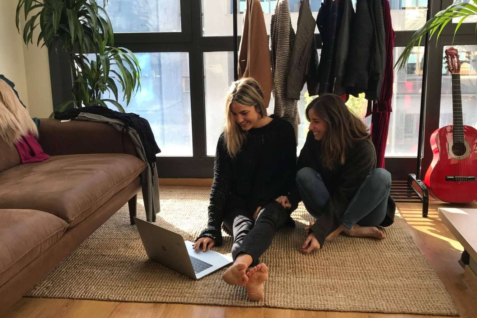 ¿Cómo ahorrar? Hibuy y su moda sostenible