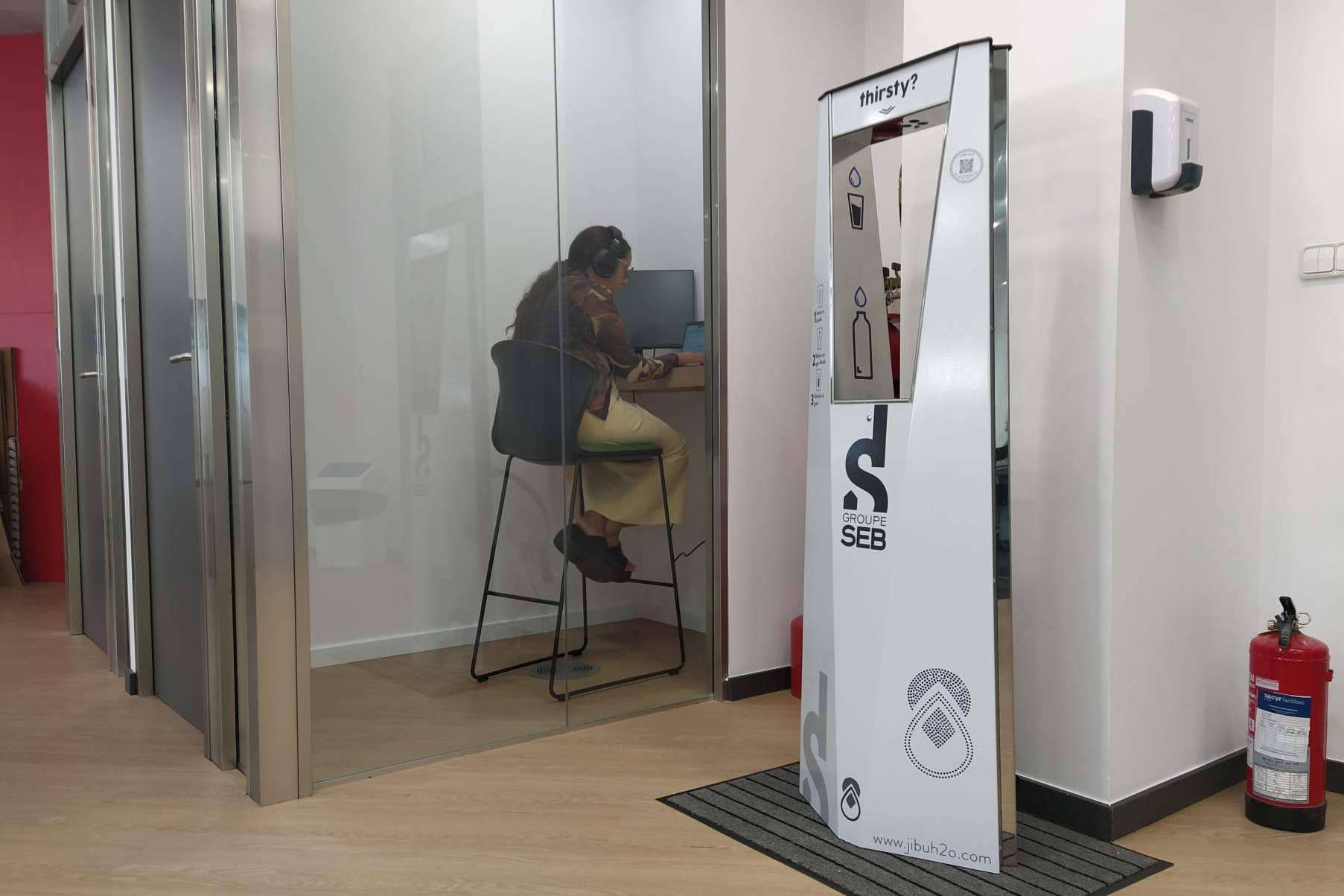 La startup que fomenta el consumo de agua desde el compromiso con la sostenibilidad y el medioambiente, Jibu H2O