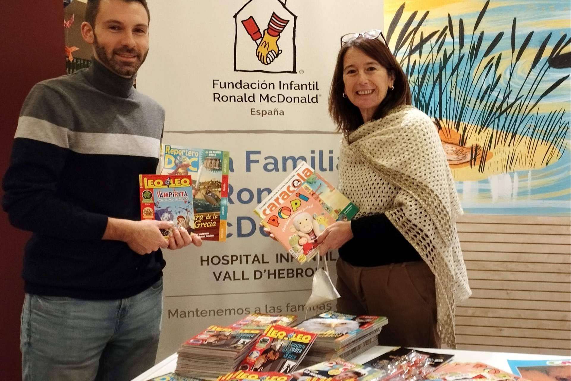 Entrega de las revistas infantiles educativas de Bayard Educación a la Fundación Ronald McDonald del Hospital Vall d’Hebron de Barcelona