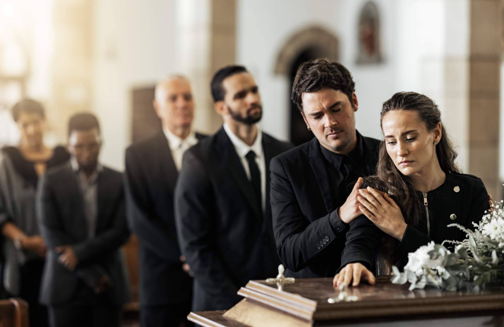 Auxilio por defunción, la ayuda de la Seguridad Social para afrontar el sepelio de la mano de Interfunerarias