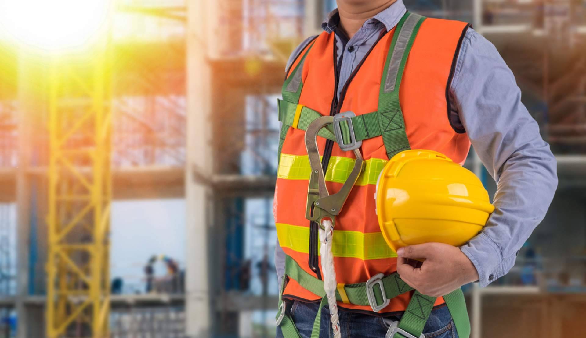 Indusecurity ofrece servicios de ingenieros a jornada completa