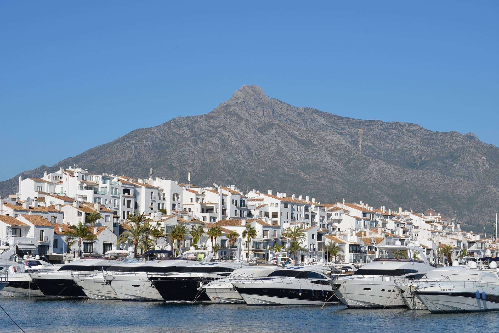 ISholidays.com ofrece alojamiento en Marbella al más alto nivel