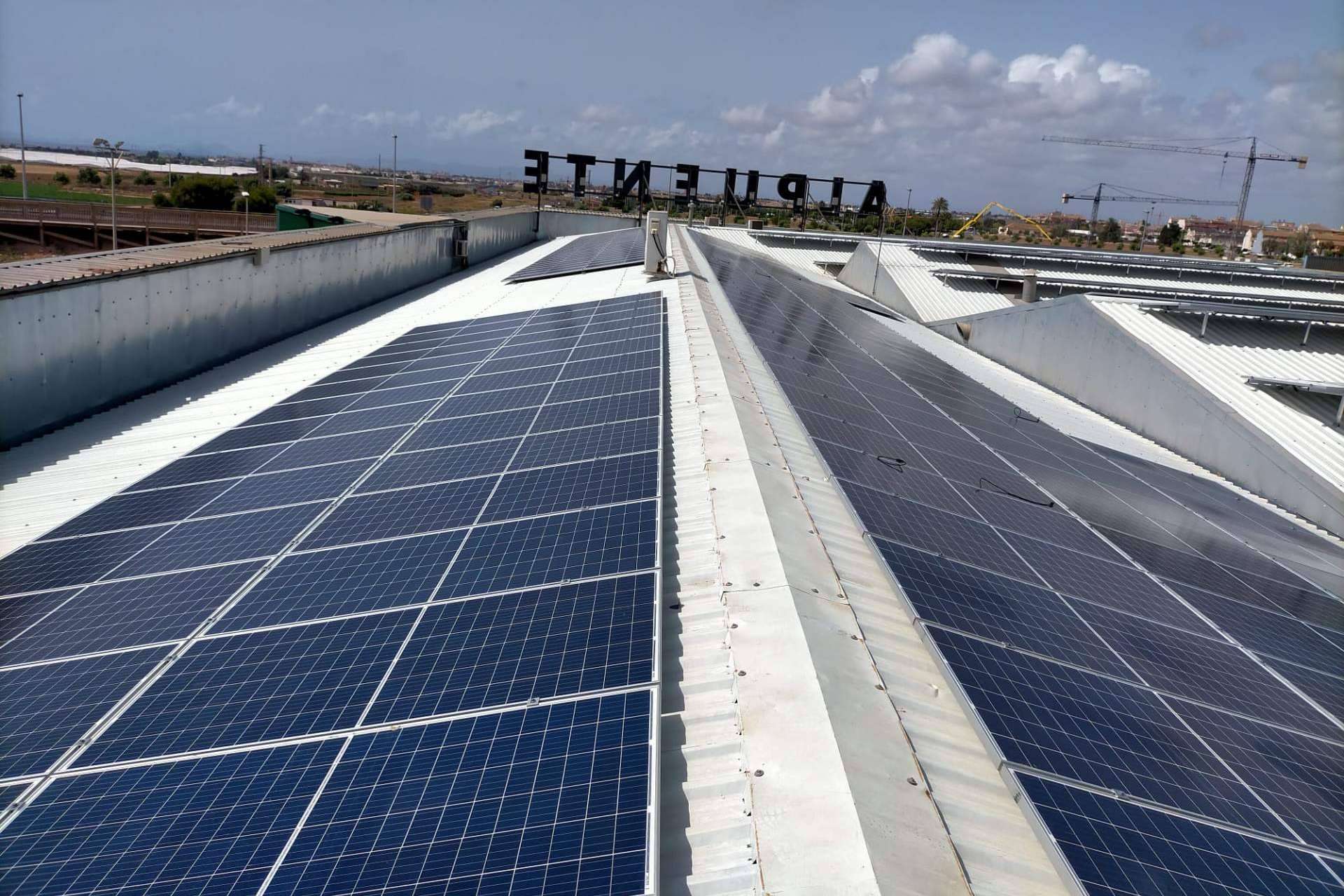 Nextenergy sobre el autoconsumo empresarial, todos los detalles para ahorrar en costes de luz