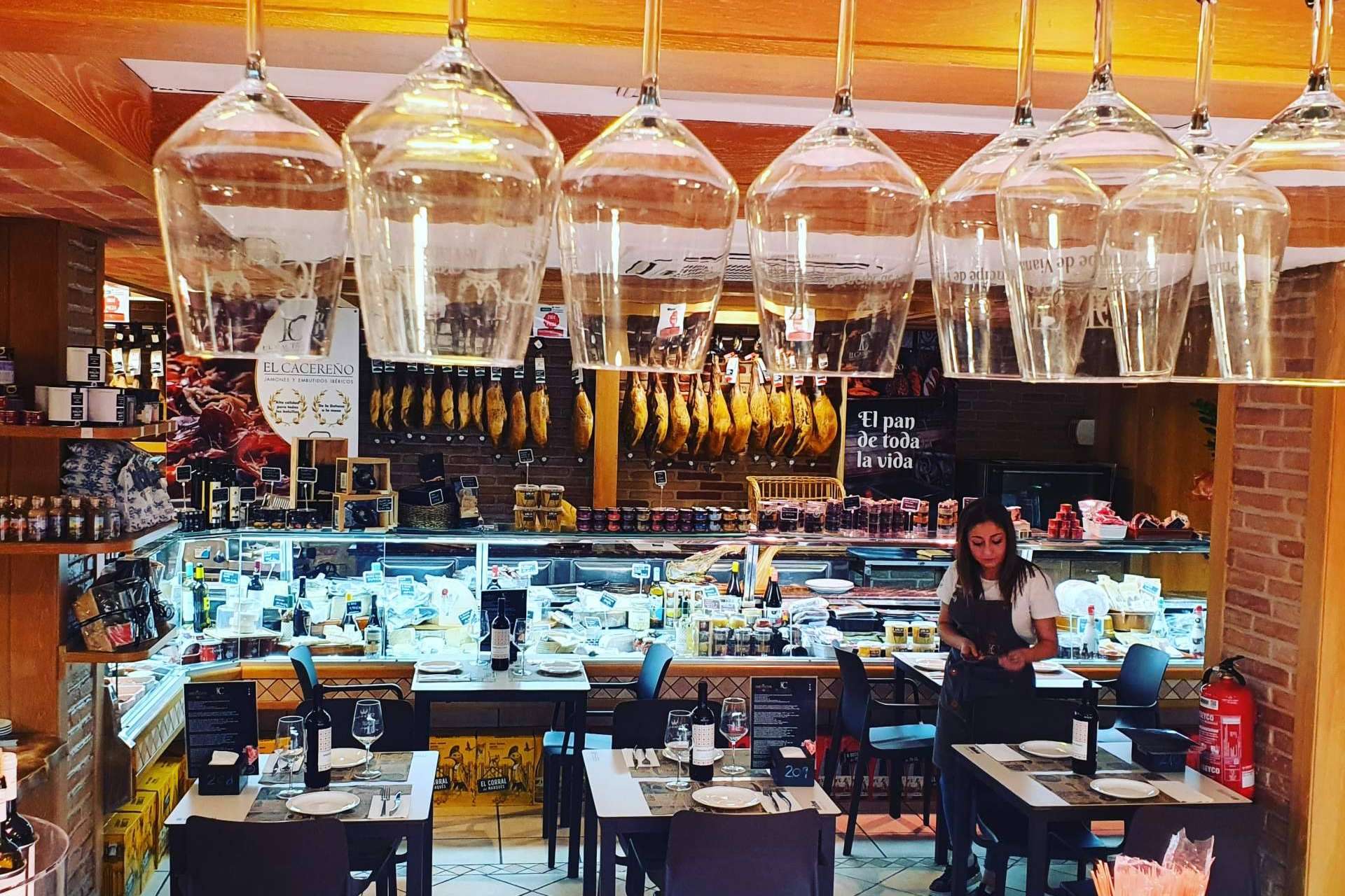 El éxito de El Cacereño 'viene precedido por vender un gran producto y escuchar mucho a nuestros clientes', según Raúl Delgado, director general y fundador