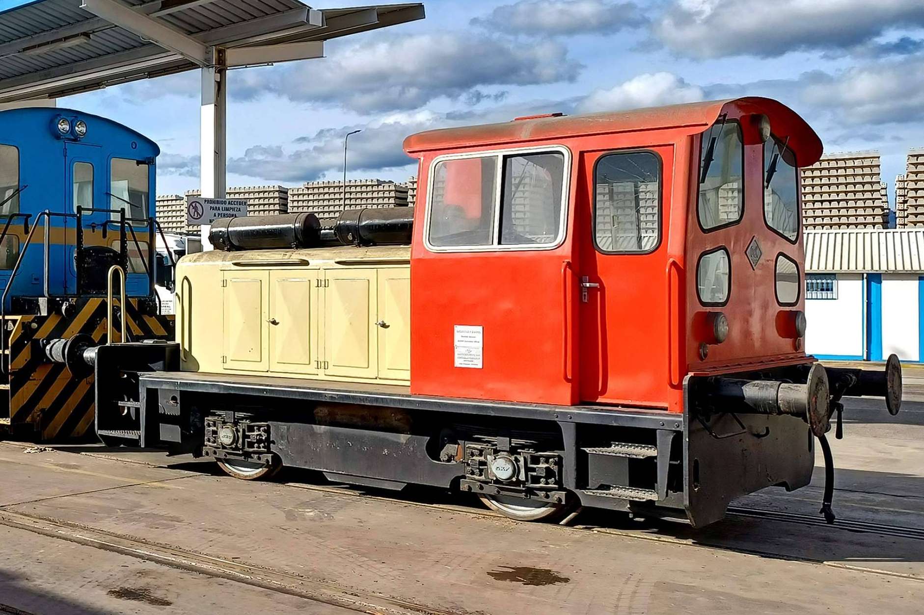 Una histórica locomotora de Azucarera Ebro preservada por la Fundación del Patrimonio Ferroviario