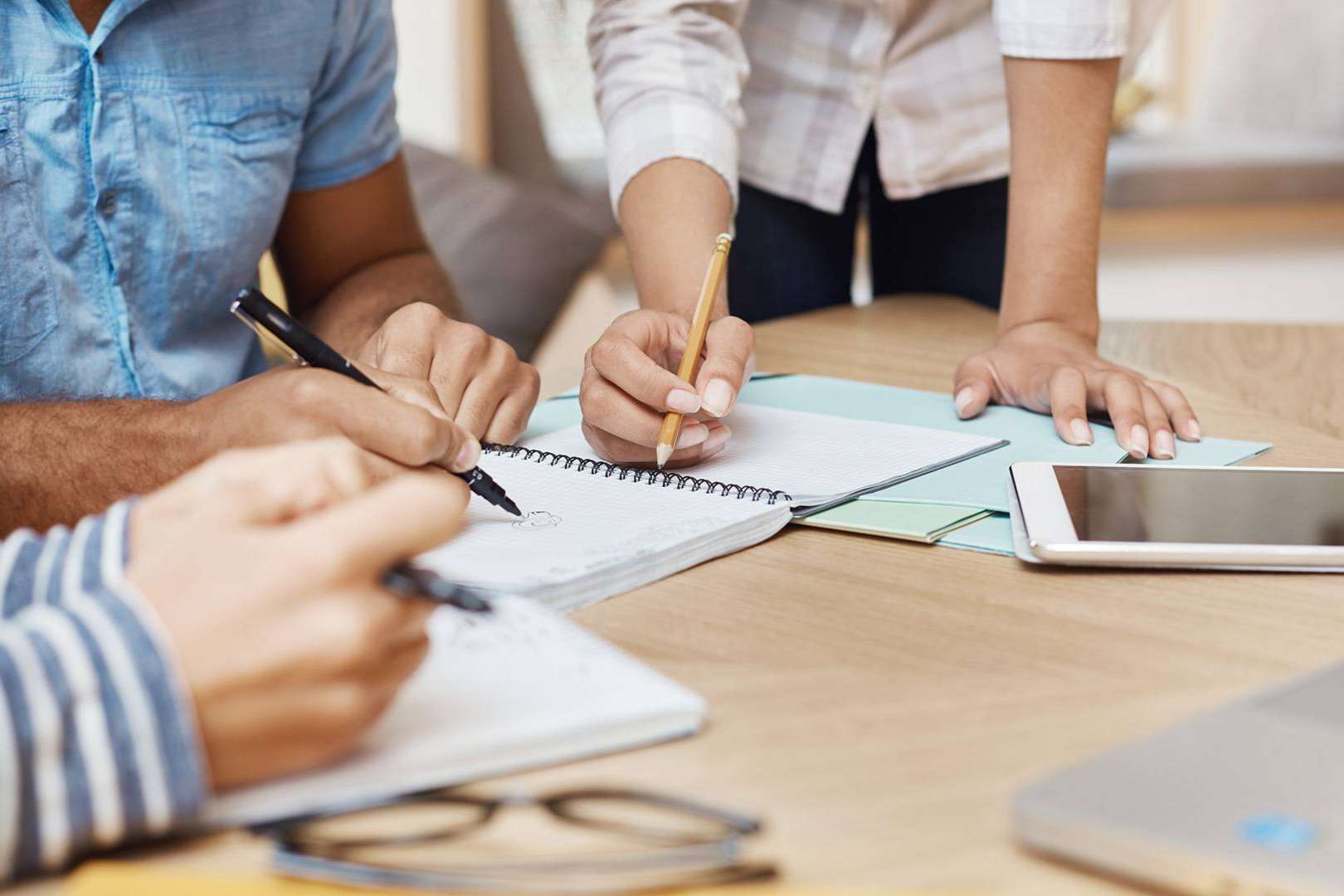 Colaboración en cualquier proyecto de diseño gráfico de forma creativa de la mano de la empresa Dsign