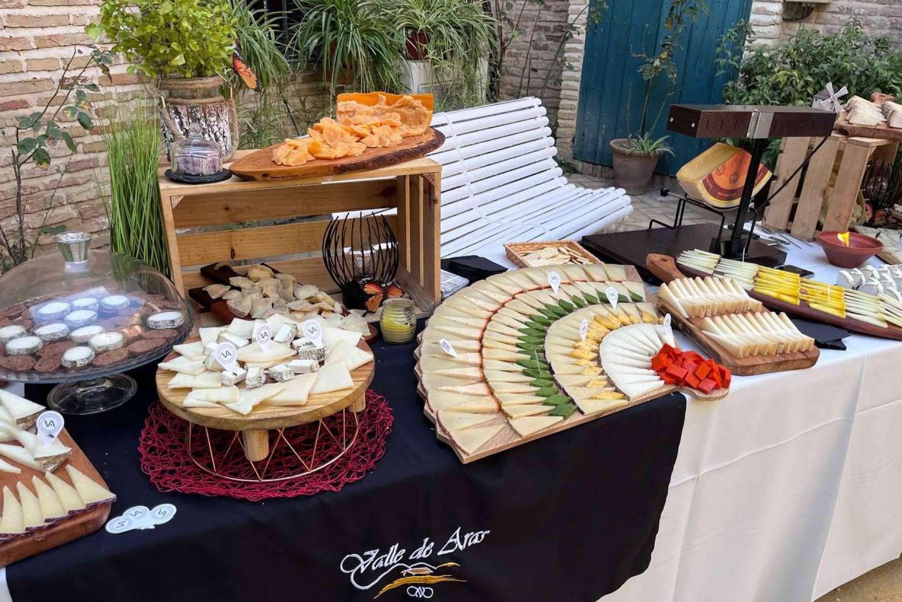 Valle de Aras, la tienda gourmet de quesos de alrededor del mundo