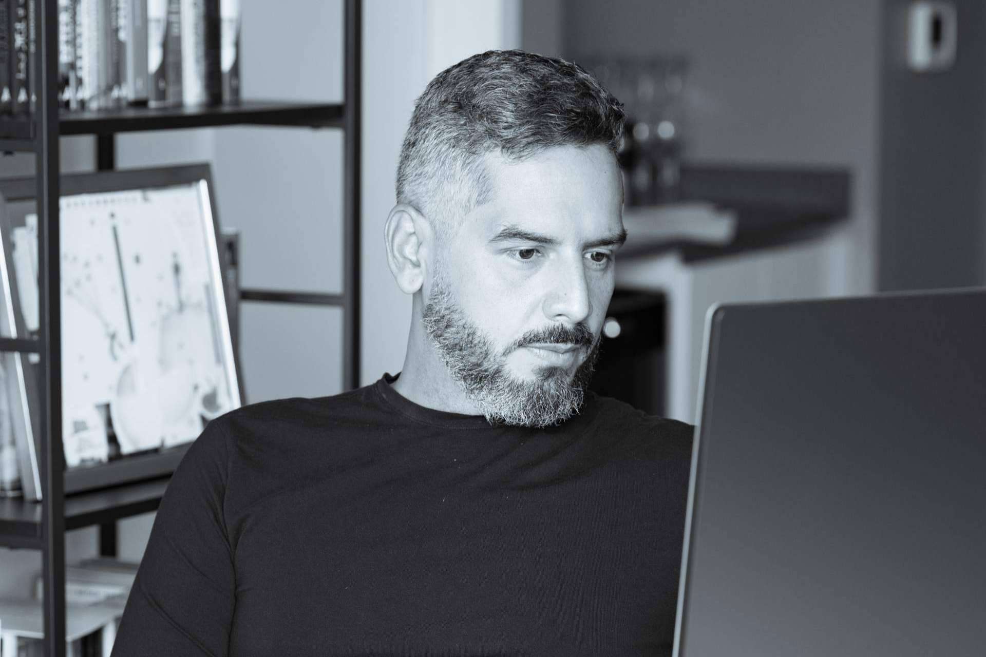 Mario Belén, la trayectoria del arquitecto en el diseño de arquitectura y construcción sostenible