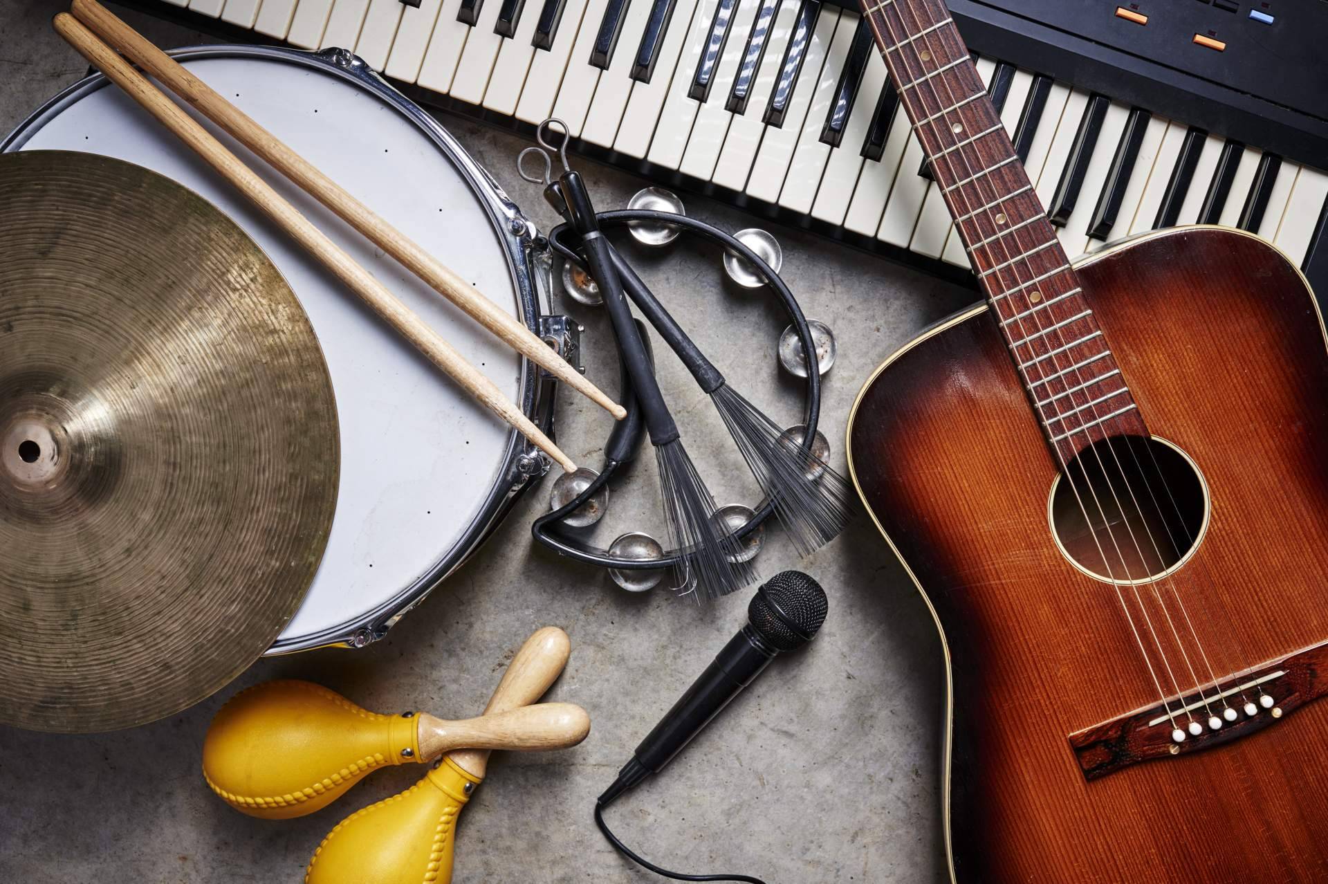 La elección del instrumento es una gran decisión, según la Escuela de Música La Clave