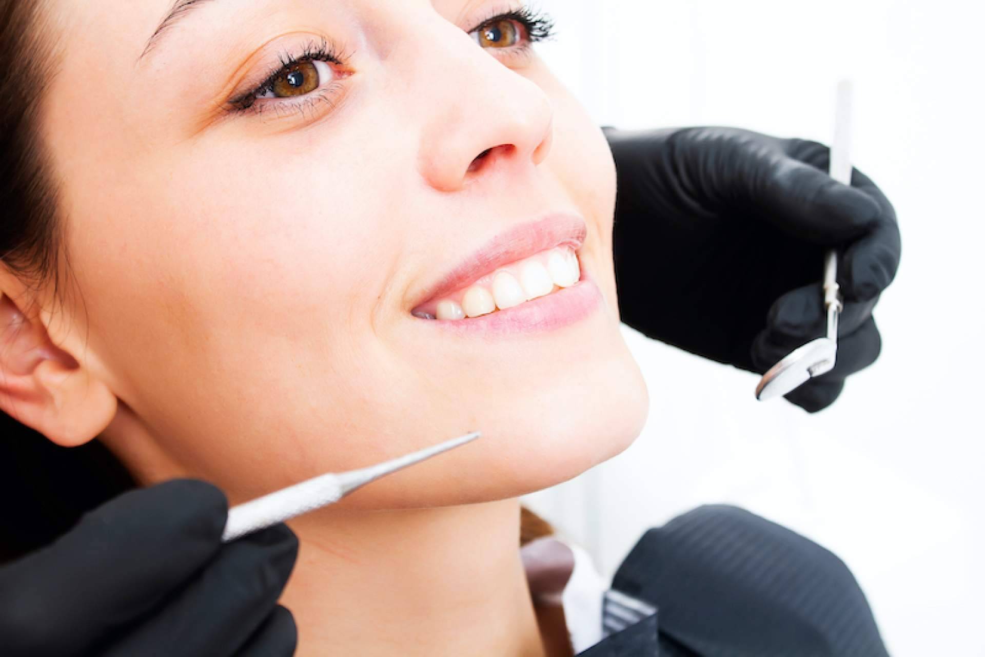 En qué consiste el tratamiento de periodoncia, según ResidentLive