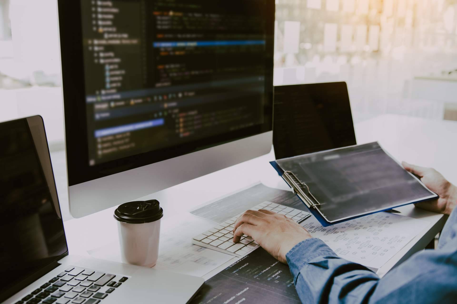 BCM Marketing ofrece mantenimiento y actualización para el desarrollo de plataformas online para los negocios