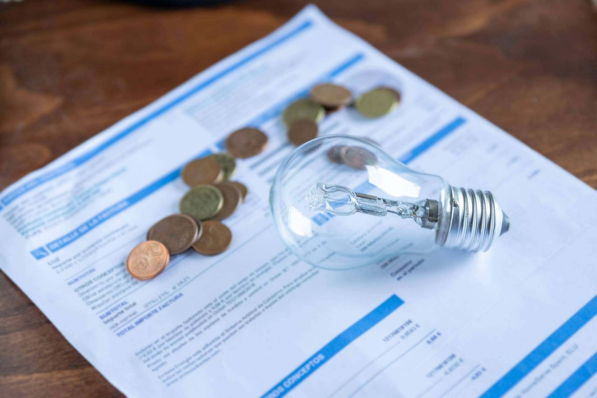 El ahorro en la contratación de las tarifas duales de luz y gas