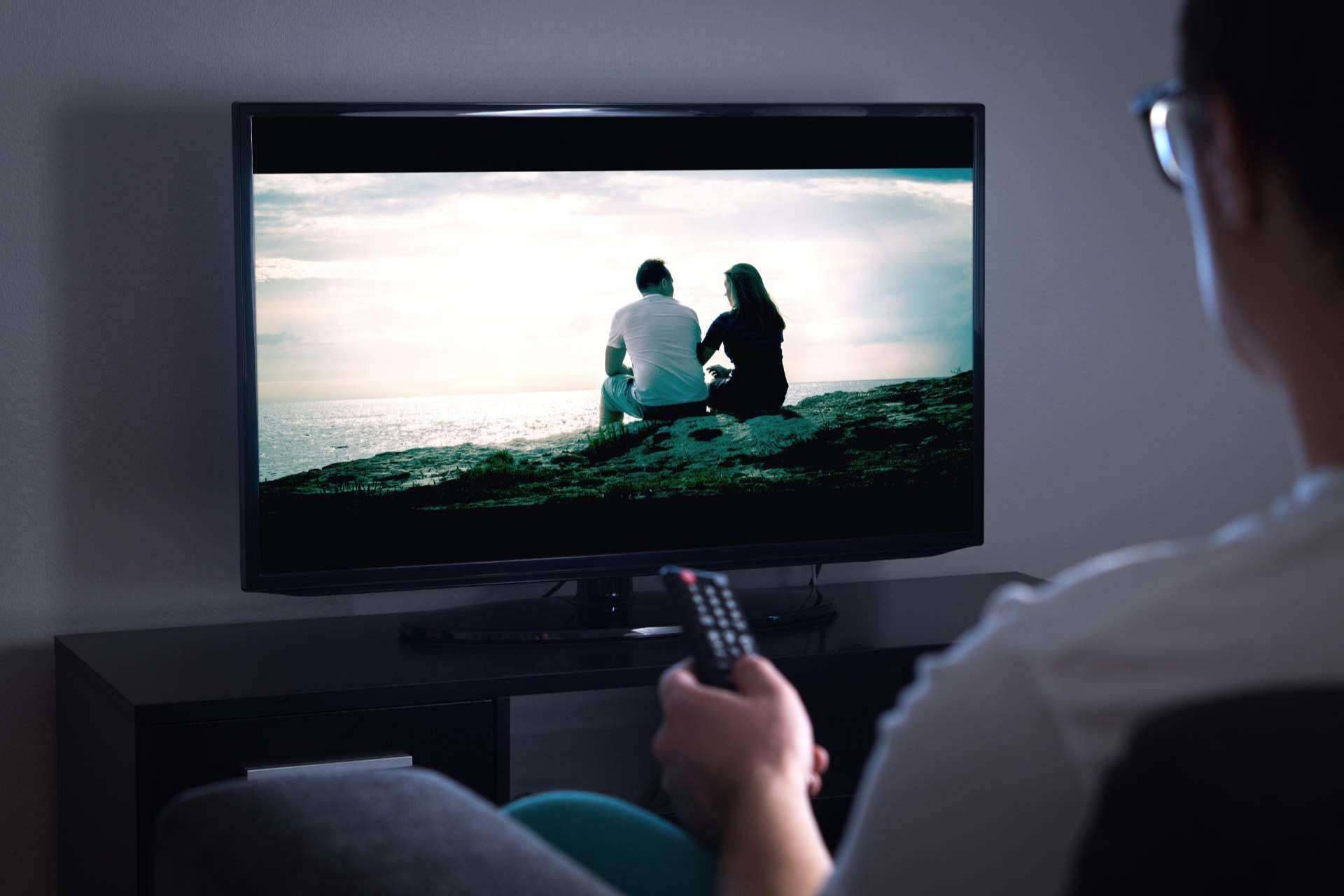 Sintonizar los programas de espectáculos es posible con TLC