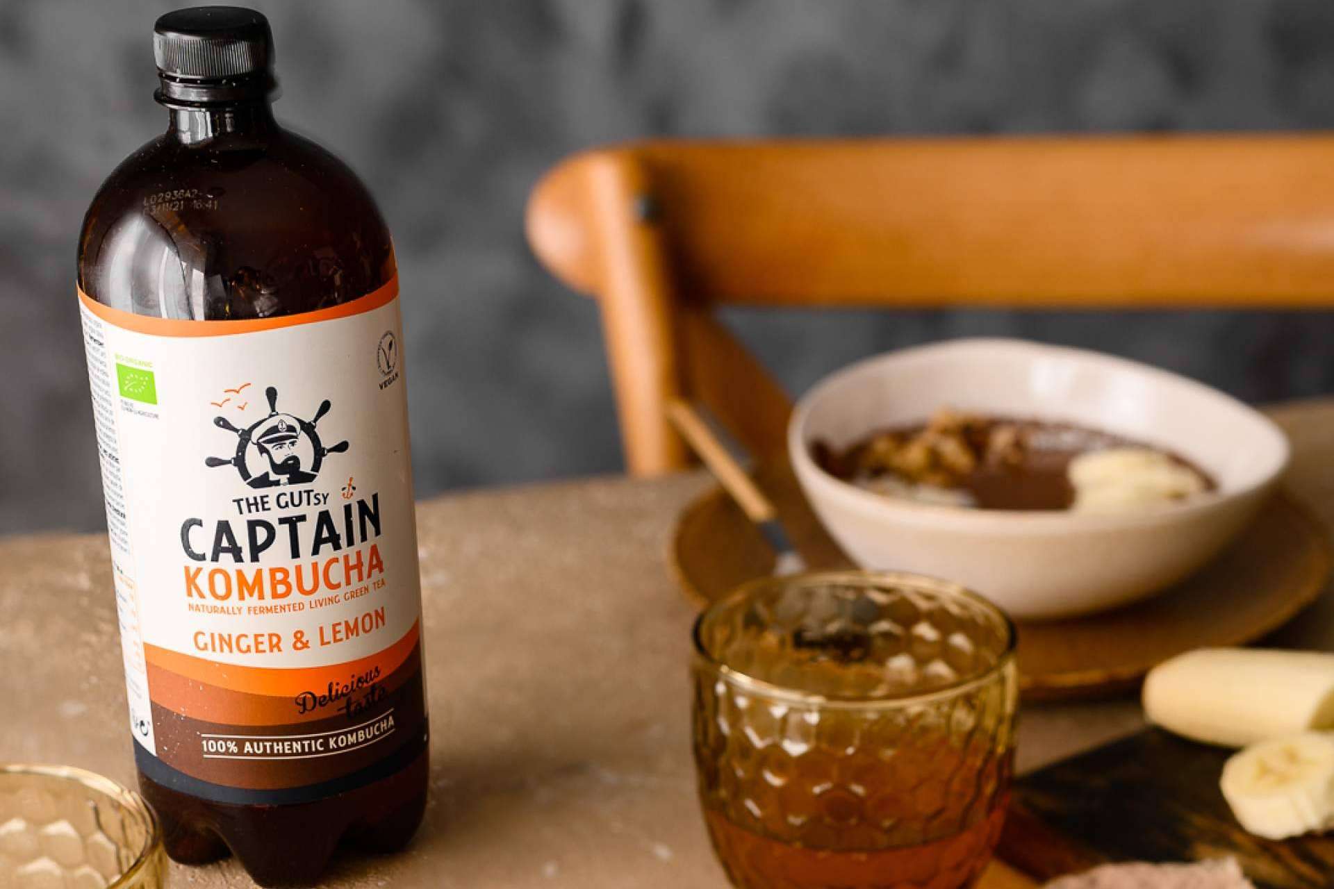 GUTsy Captain indica cuáles son los beneficios de beber Kombucha regularmente