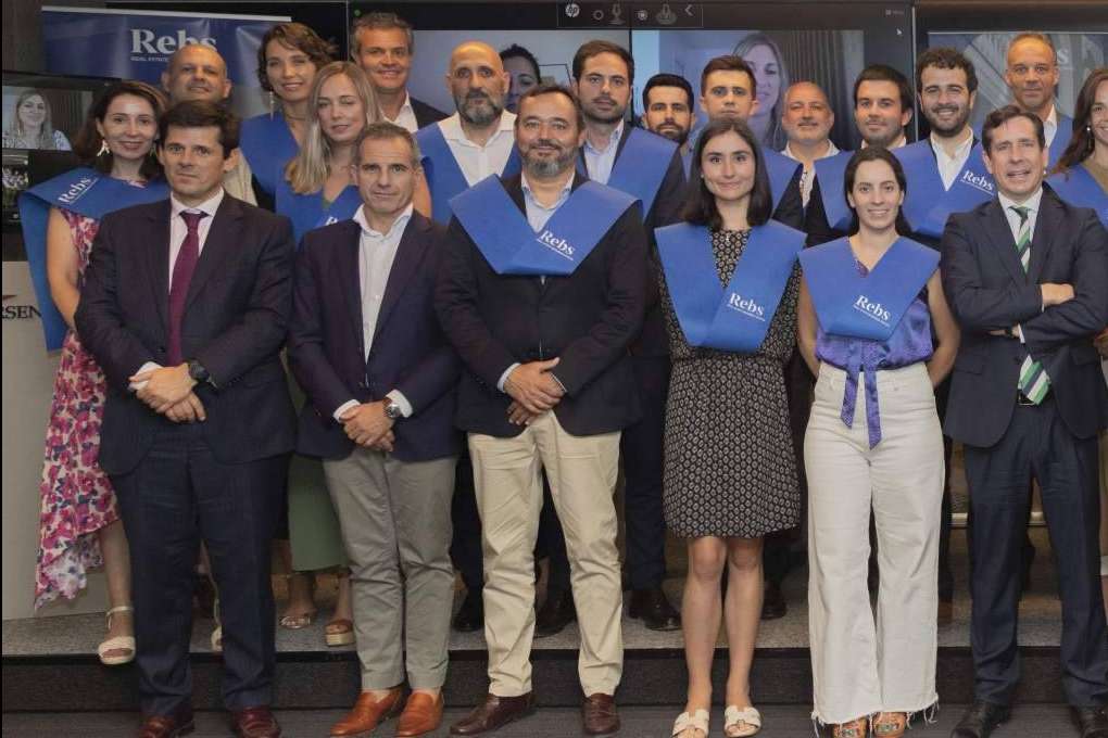 ¿Cuáles son los especialistas que se buscan en el sector inmobiliario?