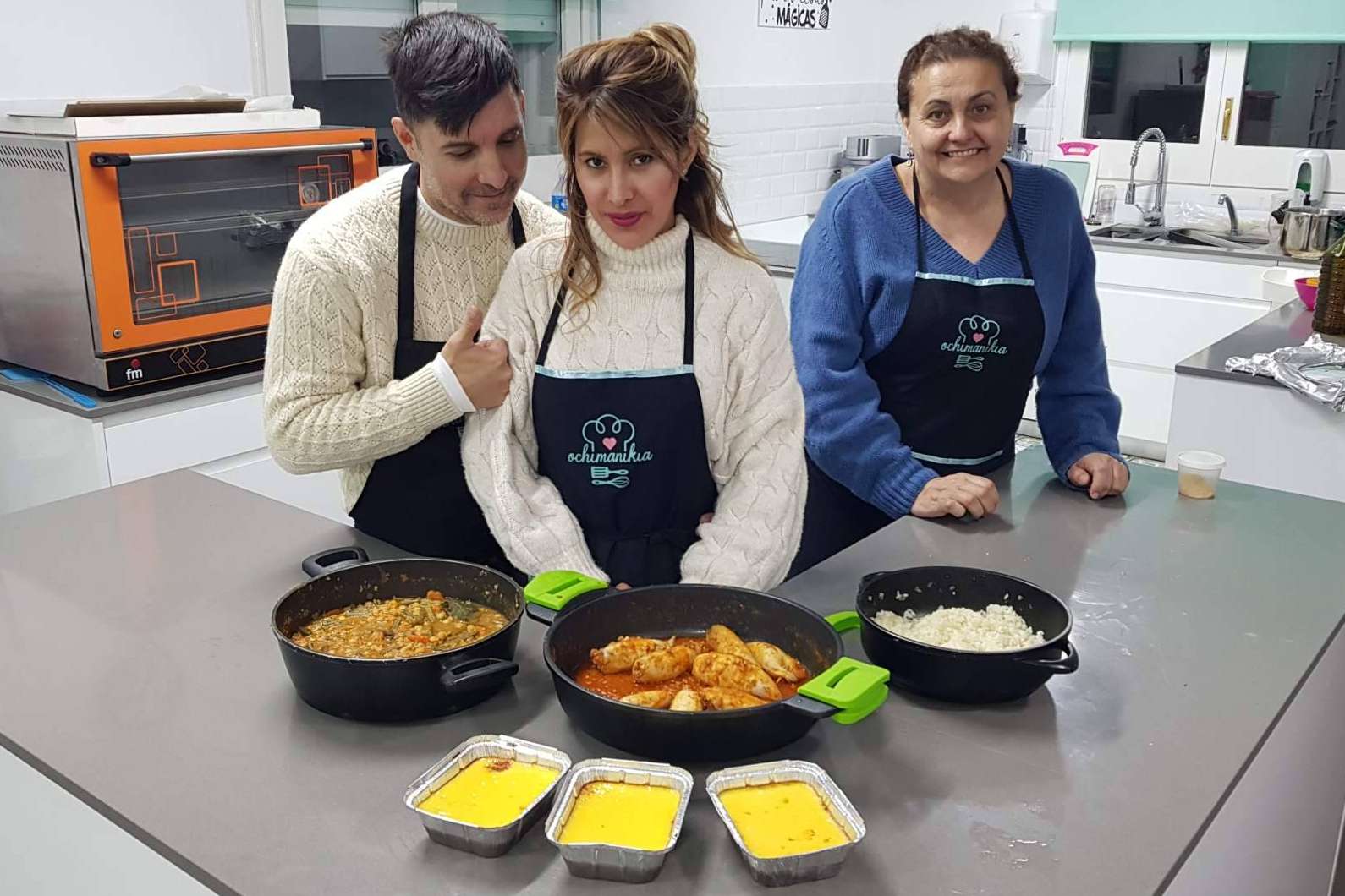Escuela de cocina tradicional en Barcelona para niños y adultos, Ochimanikia