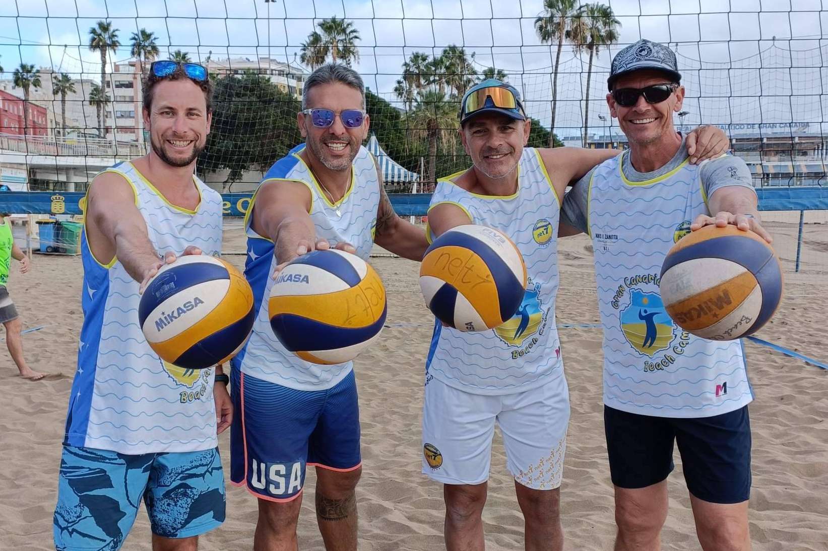 Club Voley Playa Net7 ofrece una amplia variedad de actividades y servicios para fomentar la práctica del vóley