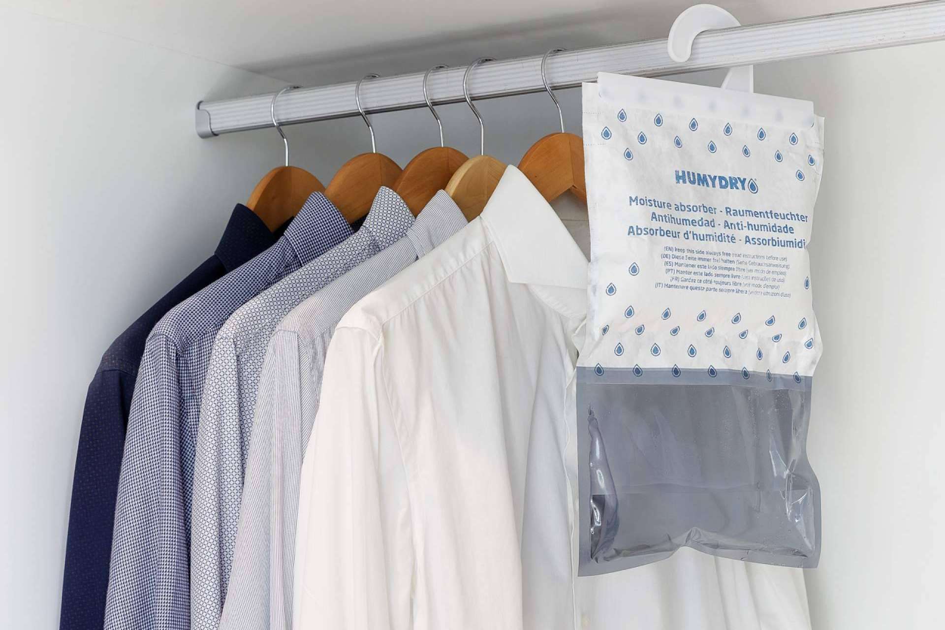 Terminar con la humedad de los armarios es posible con los productos de Humydry